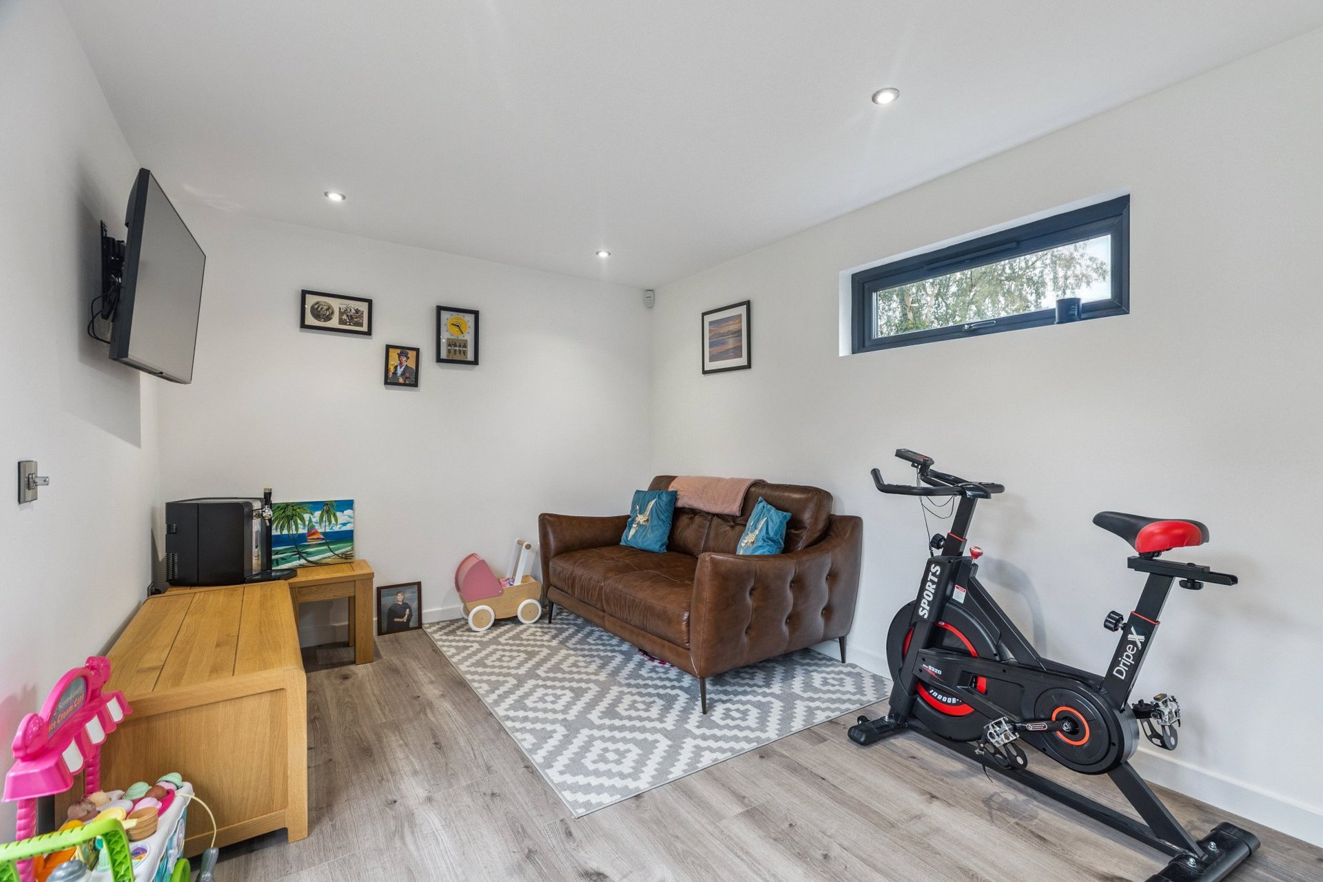 59 Airthrey Avenue, Jordanhill, Glasgow, G14 9LY - Picture #32