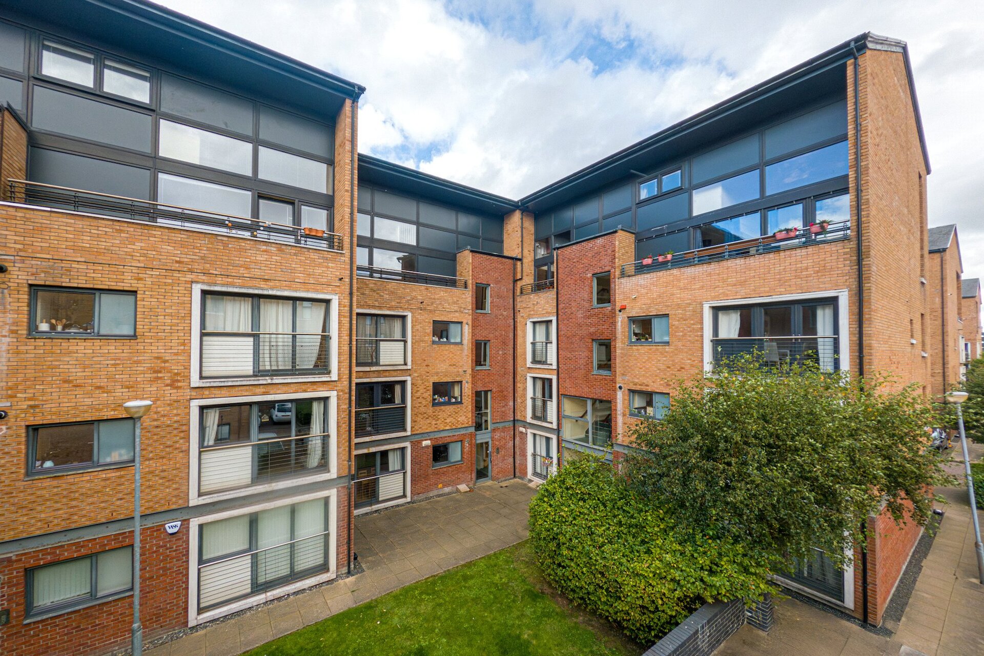 0/1, 40 Minerva Way, Finnieston, Glasgow, G3 8GB - Picture #1