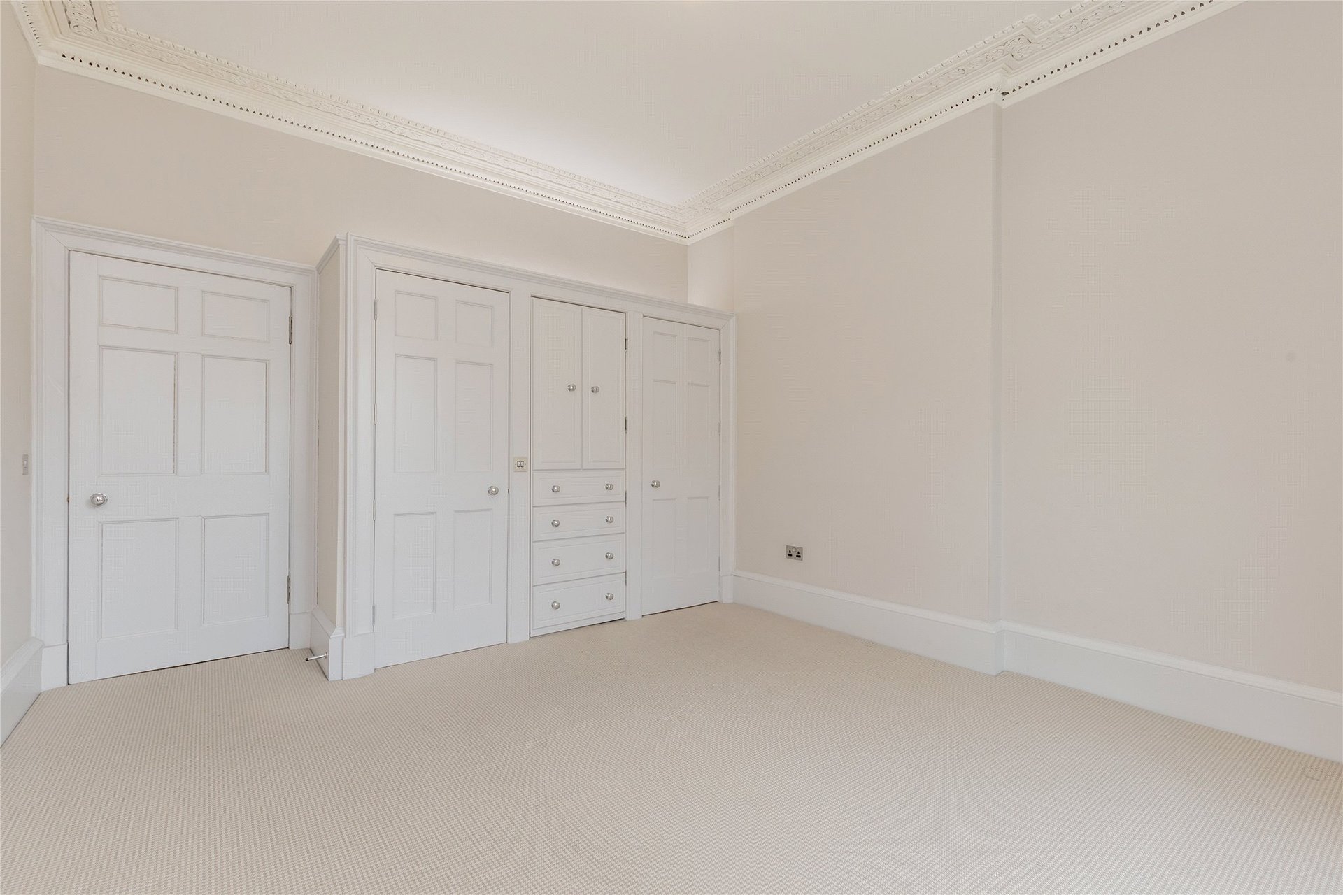 16 Cumberland Street, Edinburgh, EH3 6SA - Picture #10