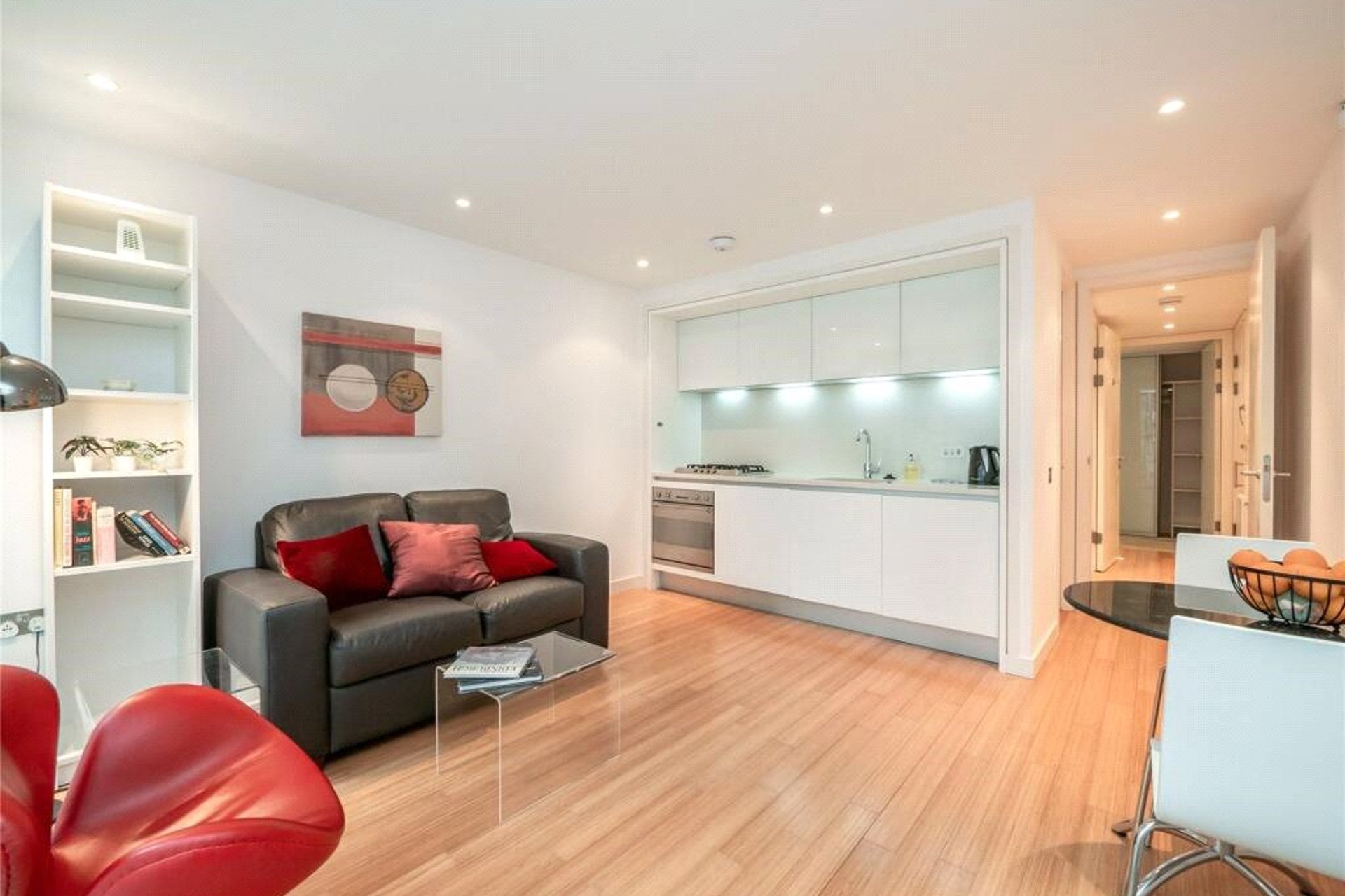 Flat 3, 24 Simpson Loan, Edinburgh, Midlothian, EH3 9GE - Picture #3