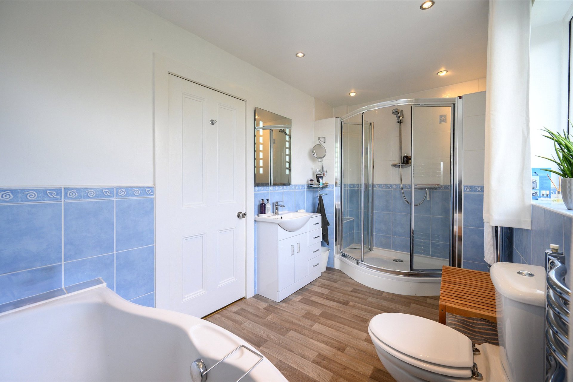 37 Golf Course Road, Bonnyrigg, Midlothian, EH19 2HZ - Picture #21