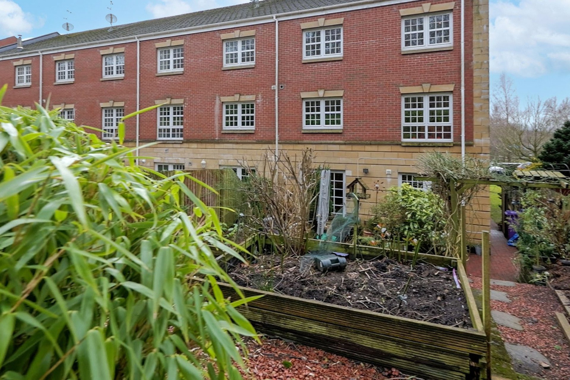 16 Old Farm Road, Bearsden, G61 1QA - Picture #42