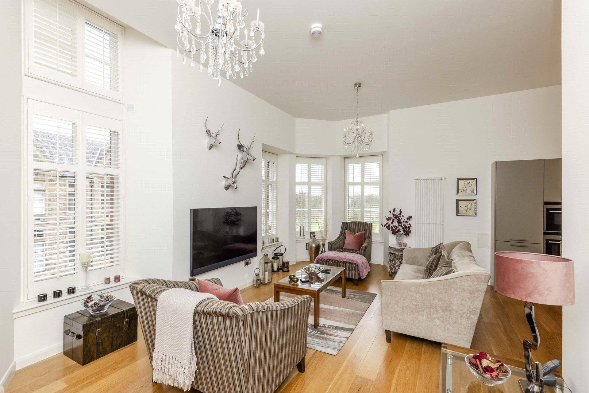 Flat 17, 13 Simpson Loan, Edinburgh, Midlothian, EH3 9GN - Picture #2