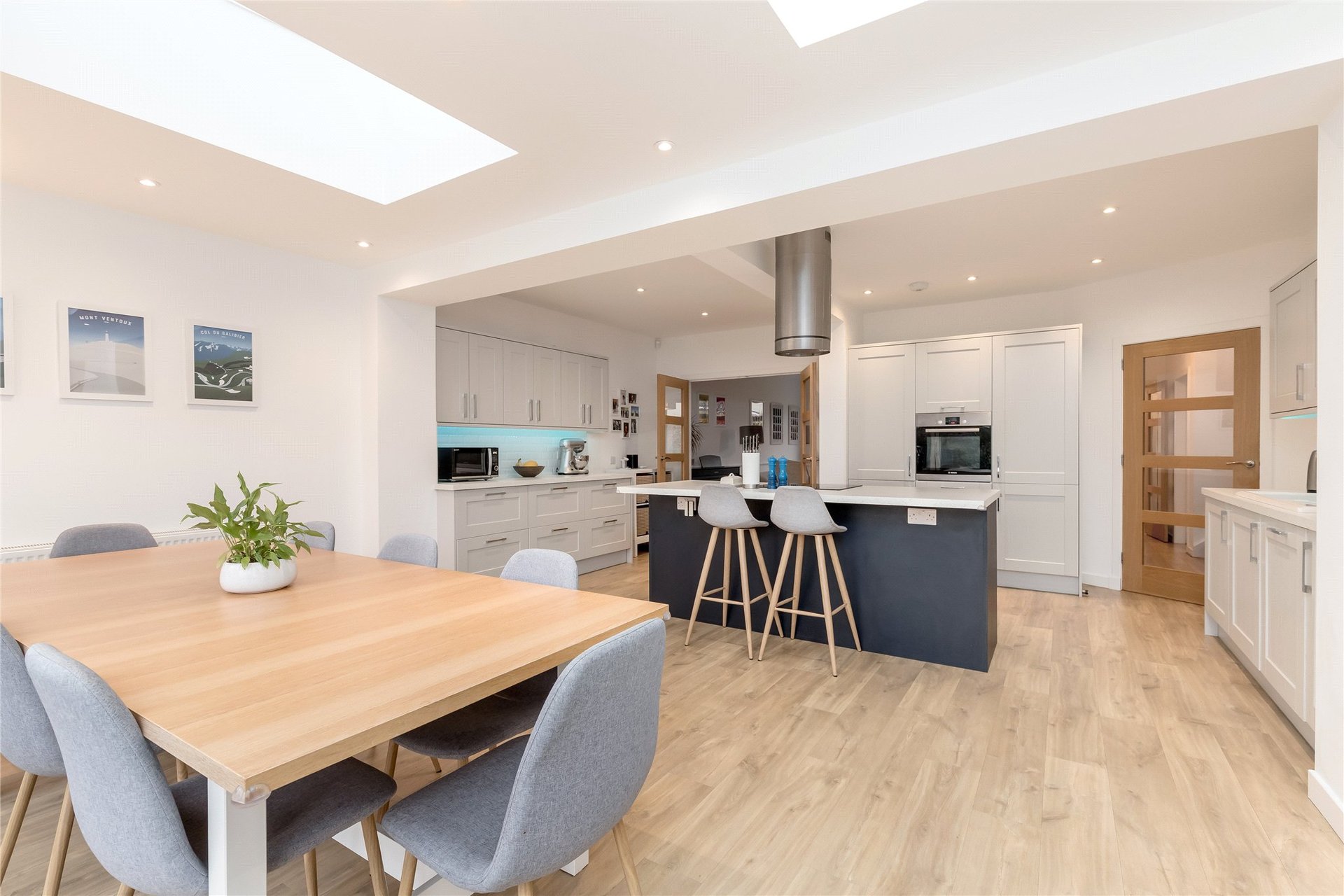 6 Cramond Gardens, Edinburgh, EH4 6PU - Picture #4
