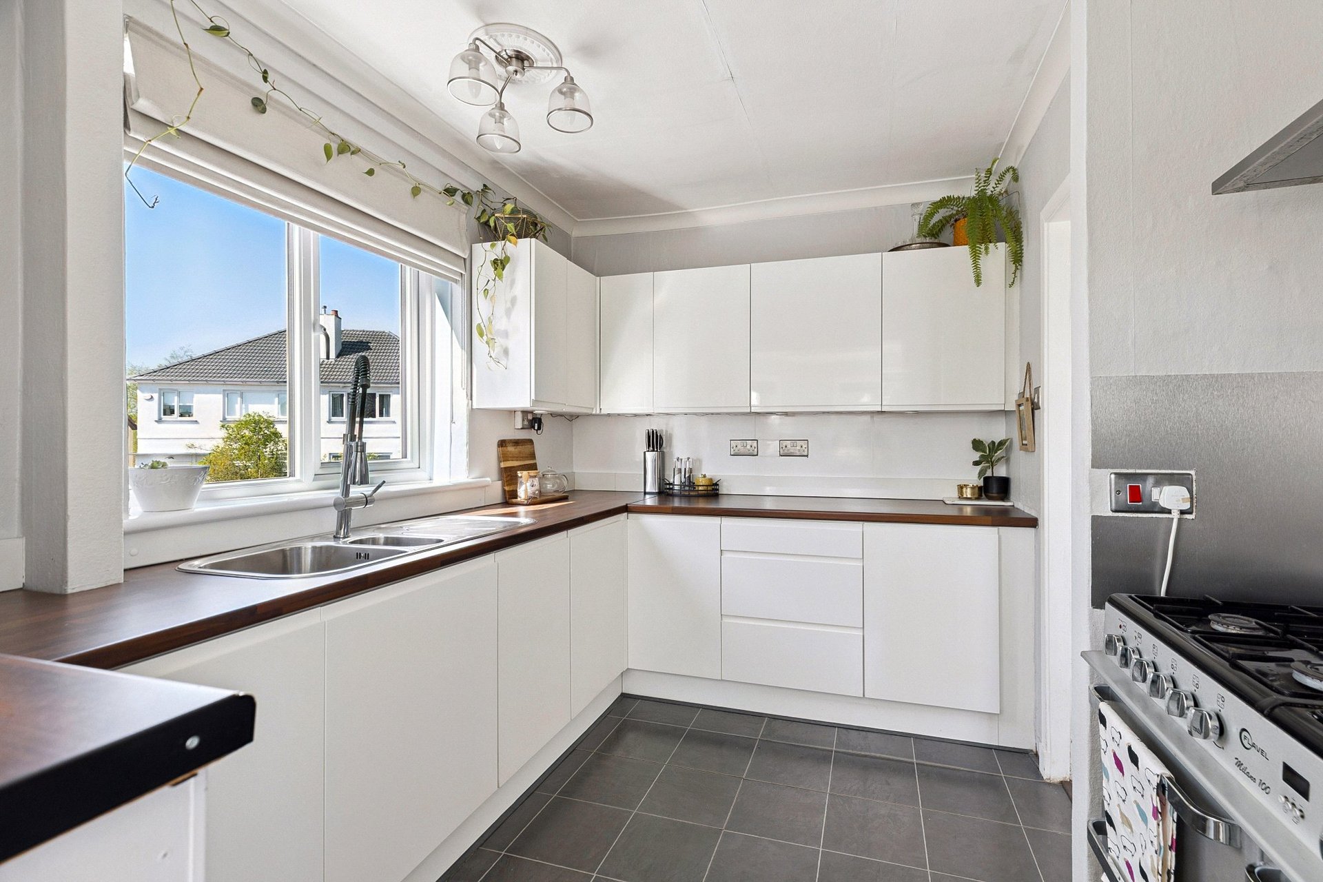 9 Teviot Crescent, Bearsden, G61 1LR - Picture #5