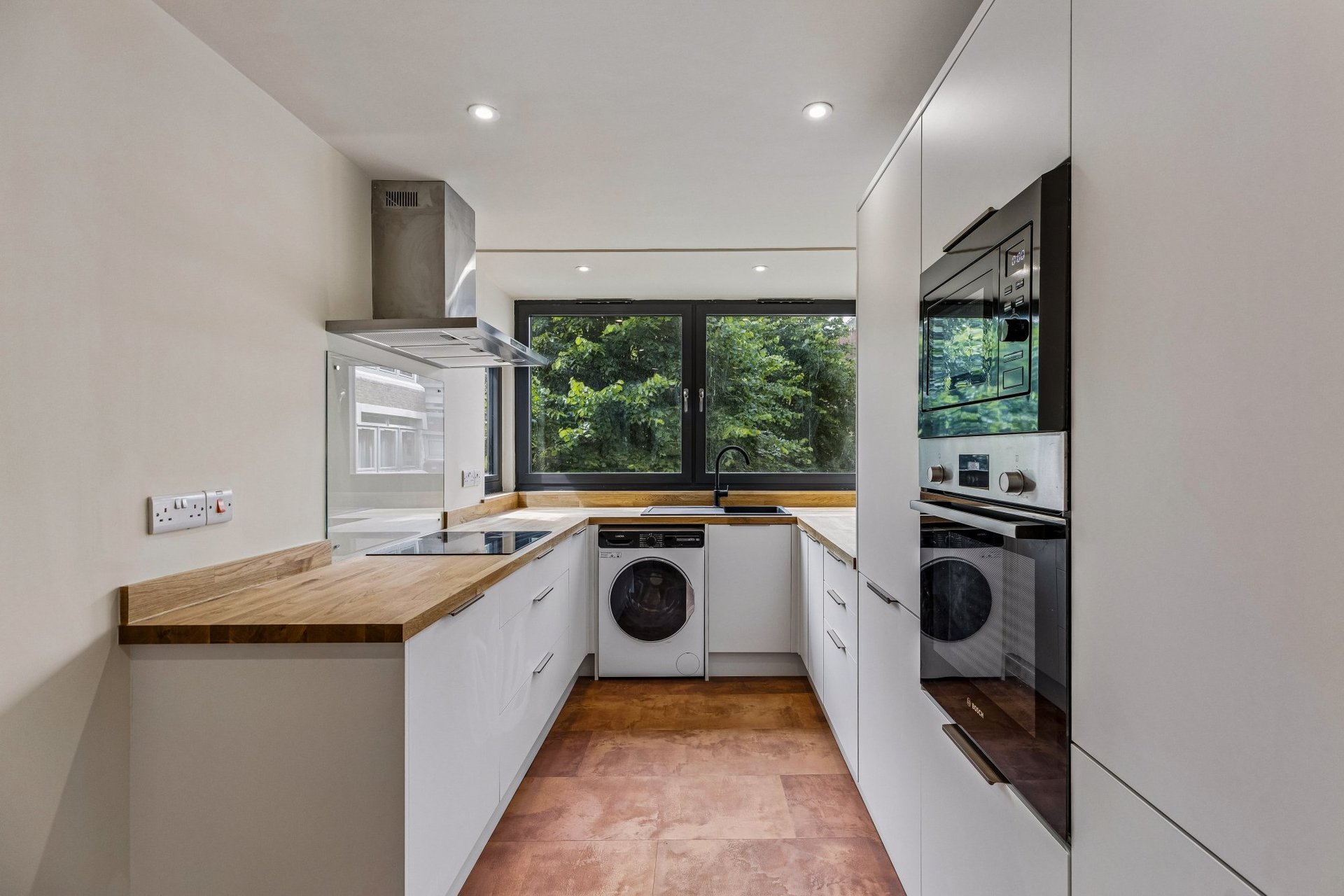 Flat 4, Rosslyn Court, 17 Lethington Avenue, Glasgow, Glasgow City, G41 3HA - Picture #6