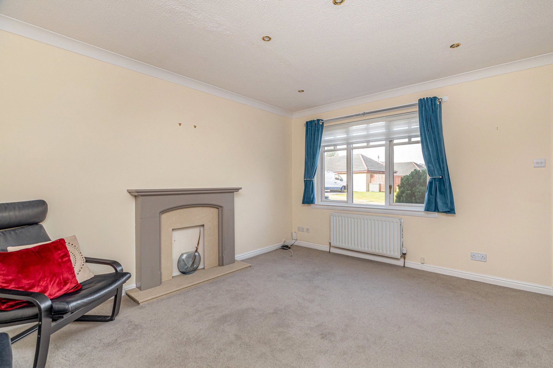44 Burncrooks Avenue, Bearsden, G61 4NL - Picture #4