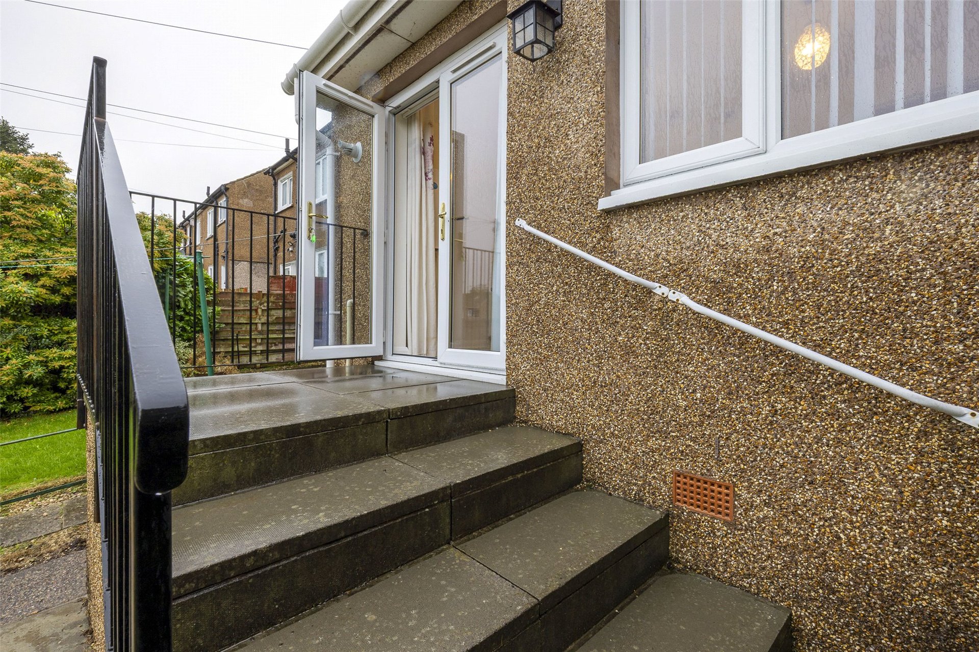 27 Cruachan Road, Bearsden, G61 4LA - Picture #20