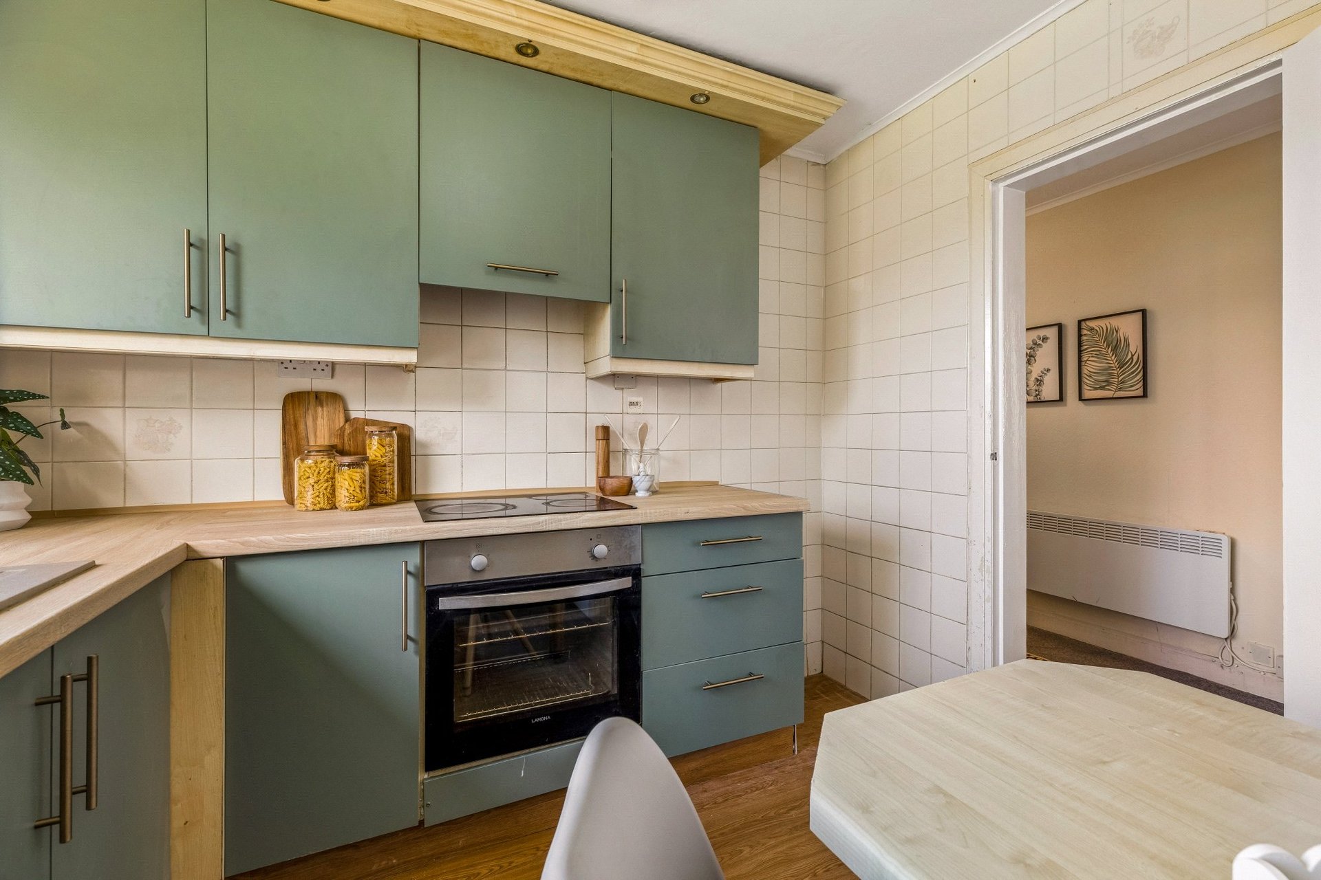 Flat 8, Castle Court, 4 Broomhill Avenue, Newton Mearns, Glasgow, East Renfrewshire, G77 5HZ - Picture #11