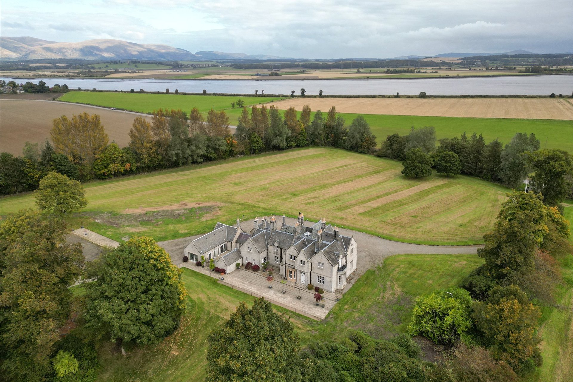 The Parsonage, Dunmore Park, Airth, Falkirk, FK2 8LU - Picture #23