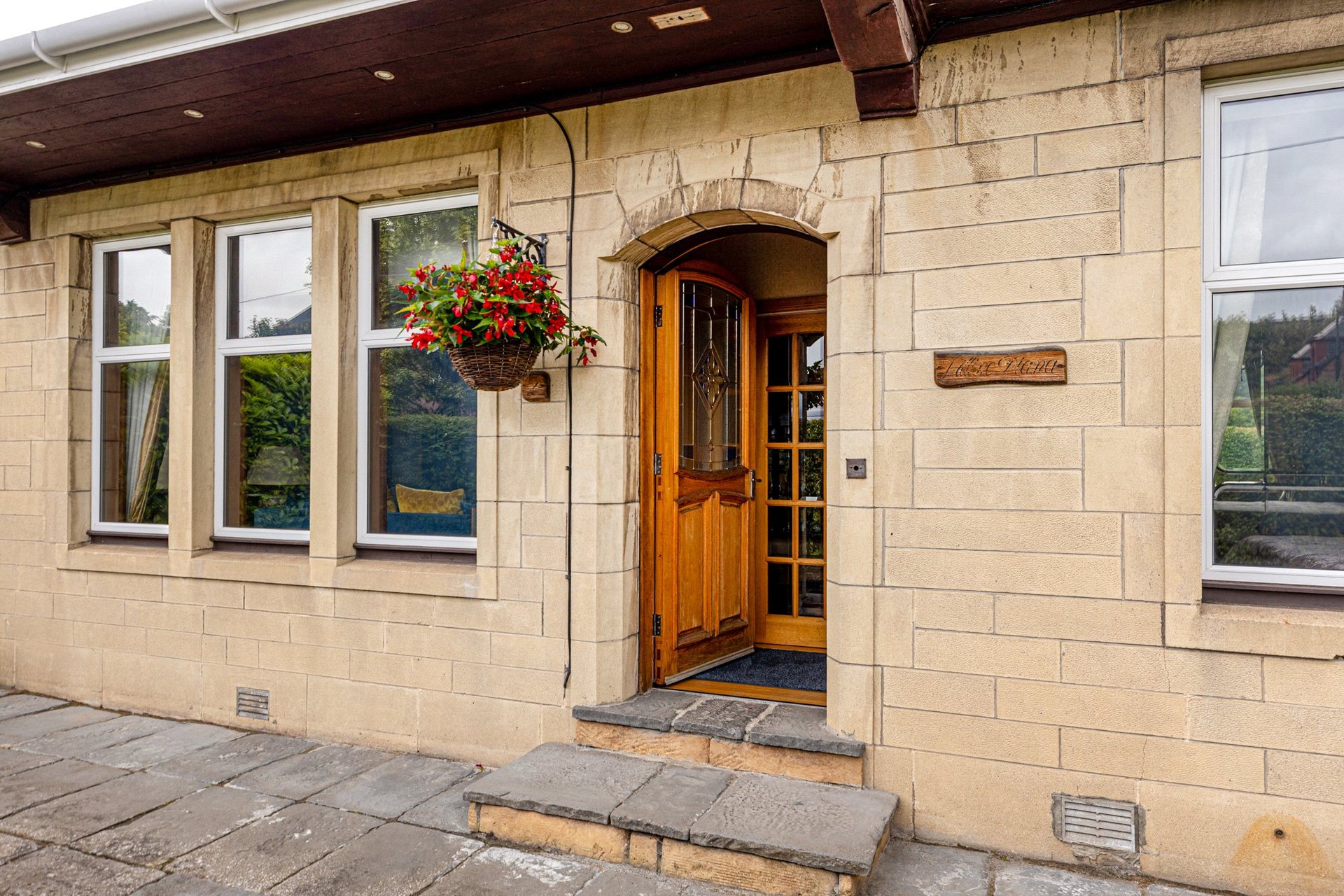2 Blantyre Mill Road, Bothwell, Glasgow, South Lanarkshire, G71 8DD - Picture #2