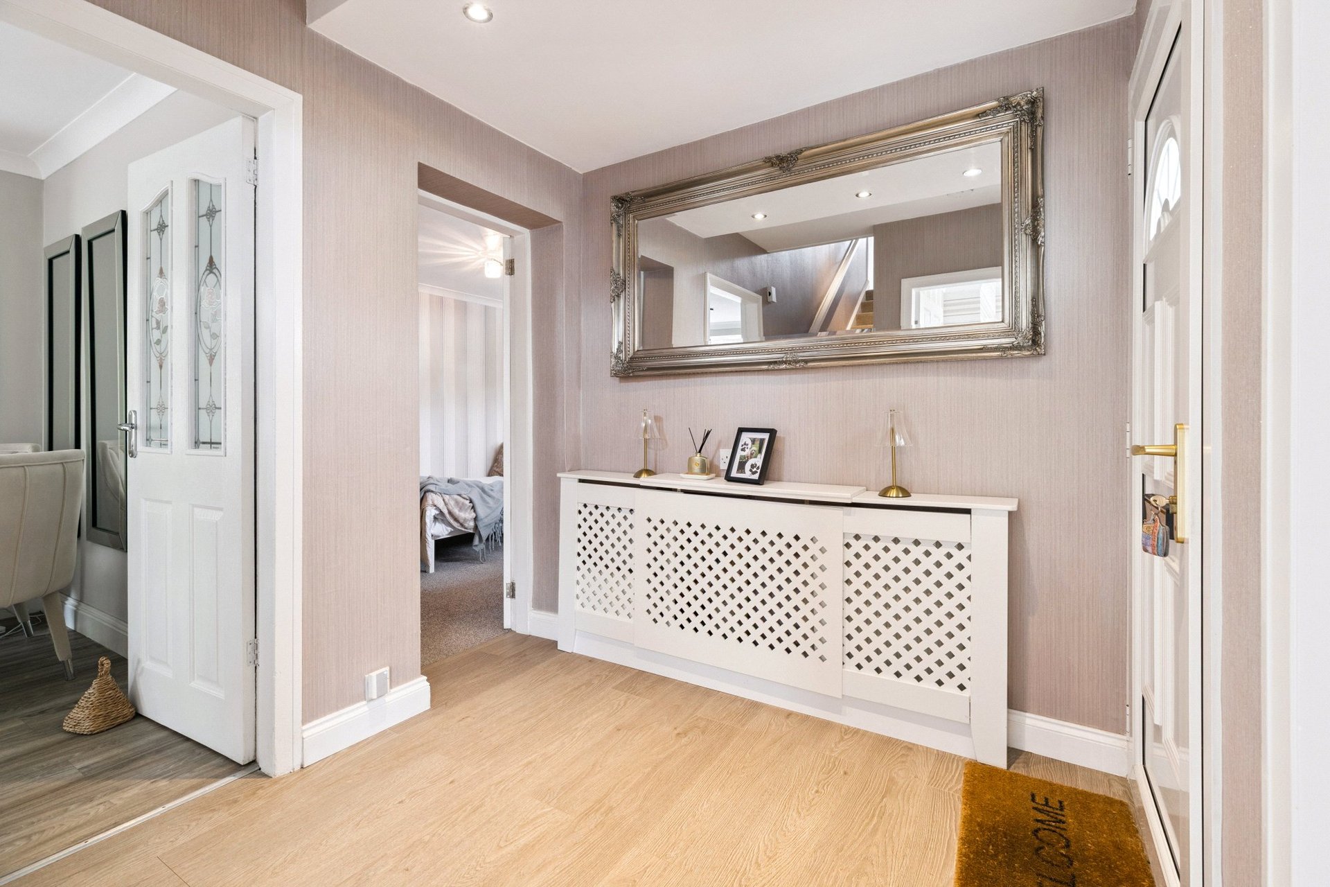 8 Castle Gate, Newton Mearns, Glasgow, G77 5LJ - Picture #3