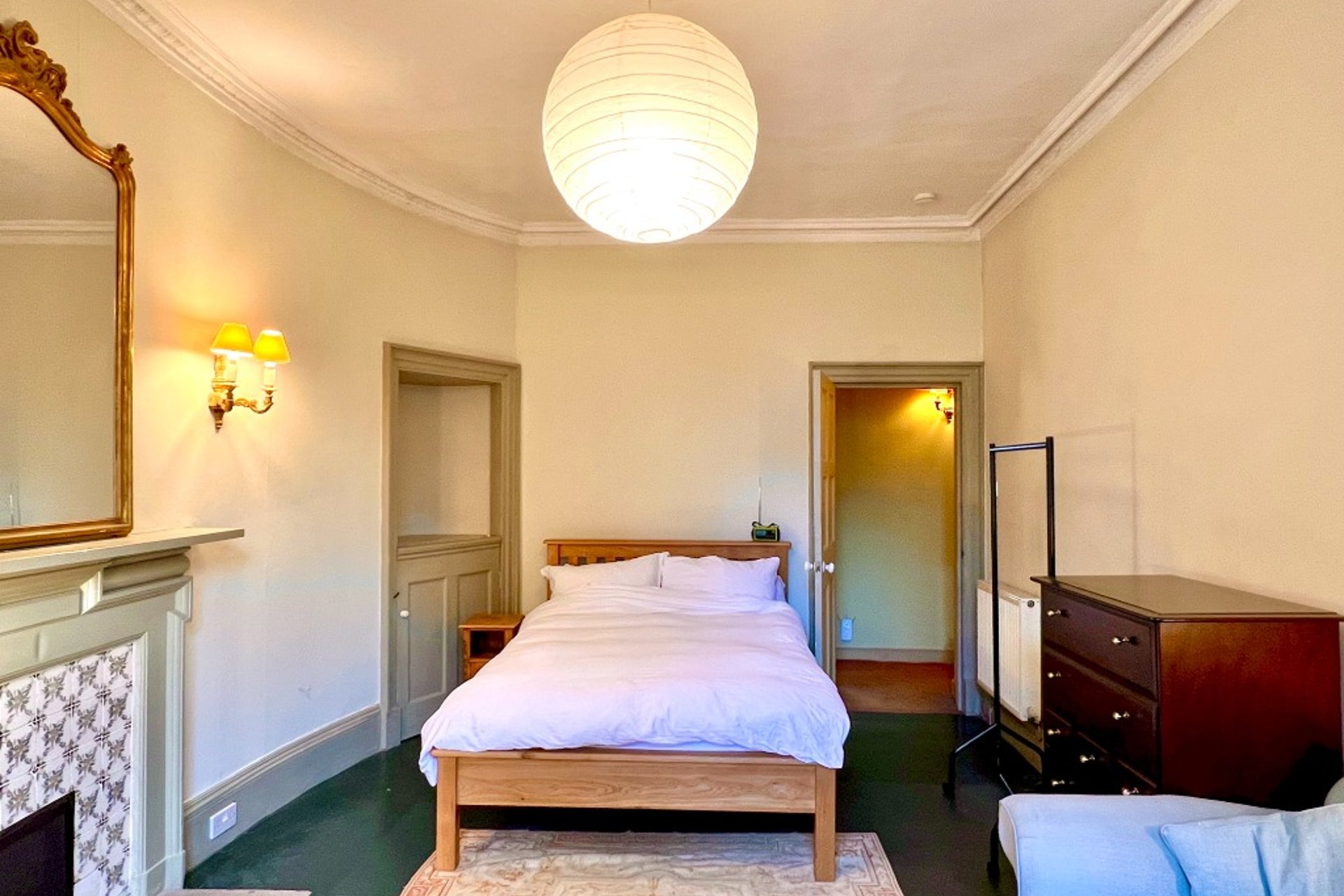 4 Browns Place, Old Town, Edinburgh, EH1 2HX - Picture #2