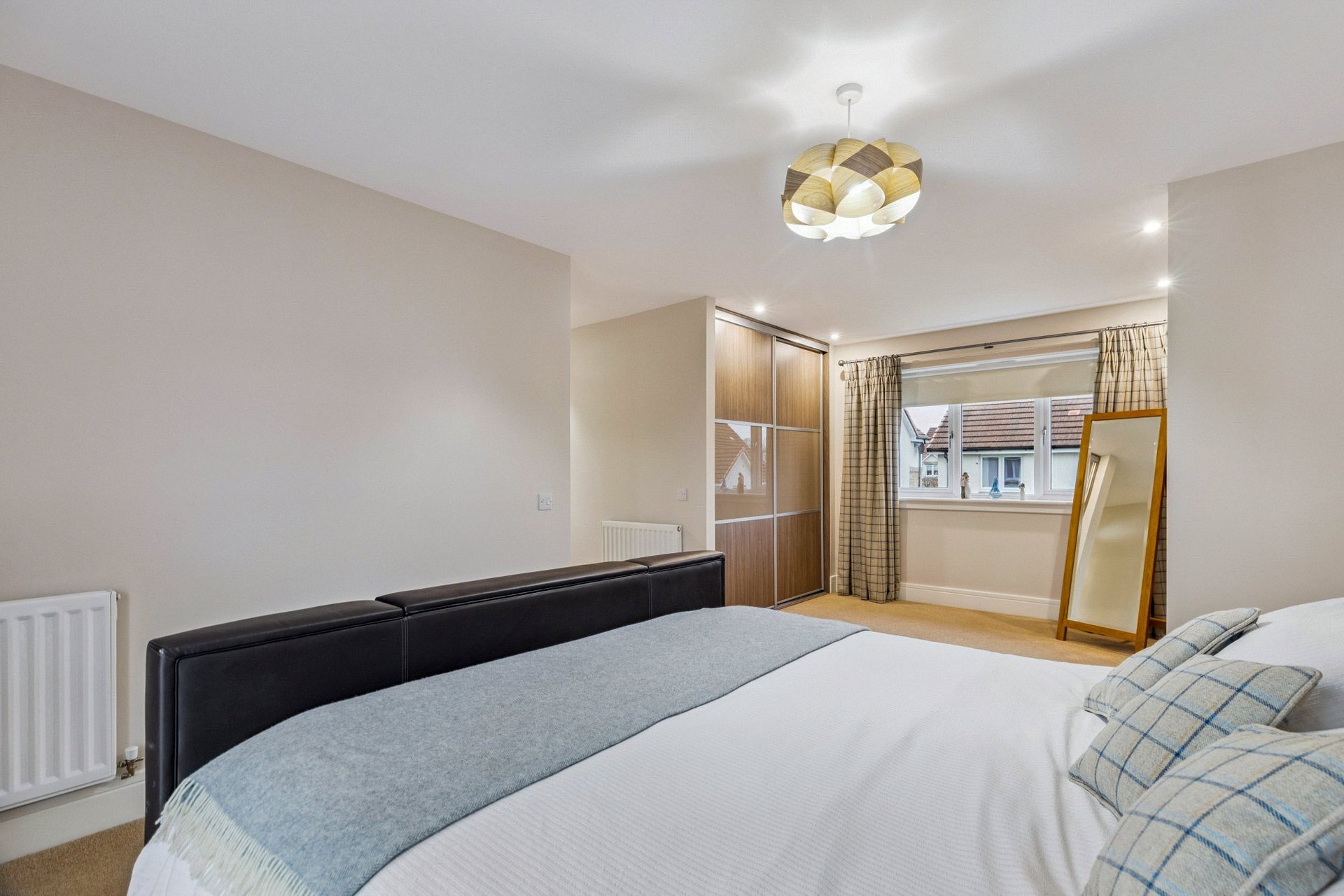 64 Norman Macleod Crescent, Bearsden, G61 3BF - Picture #17