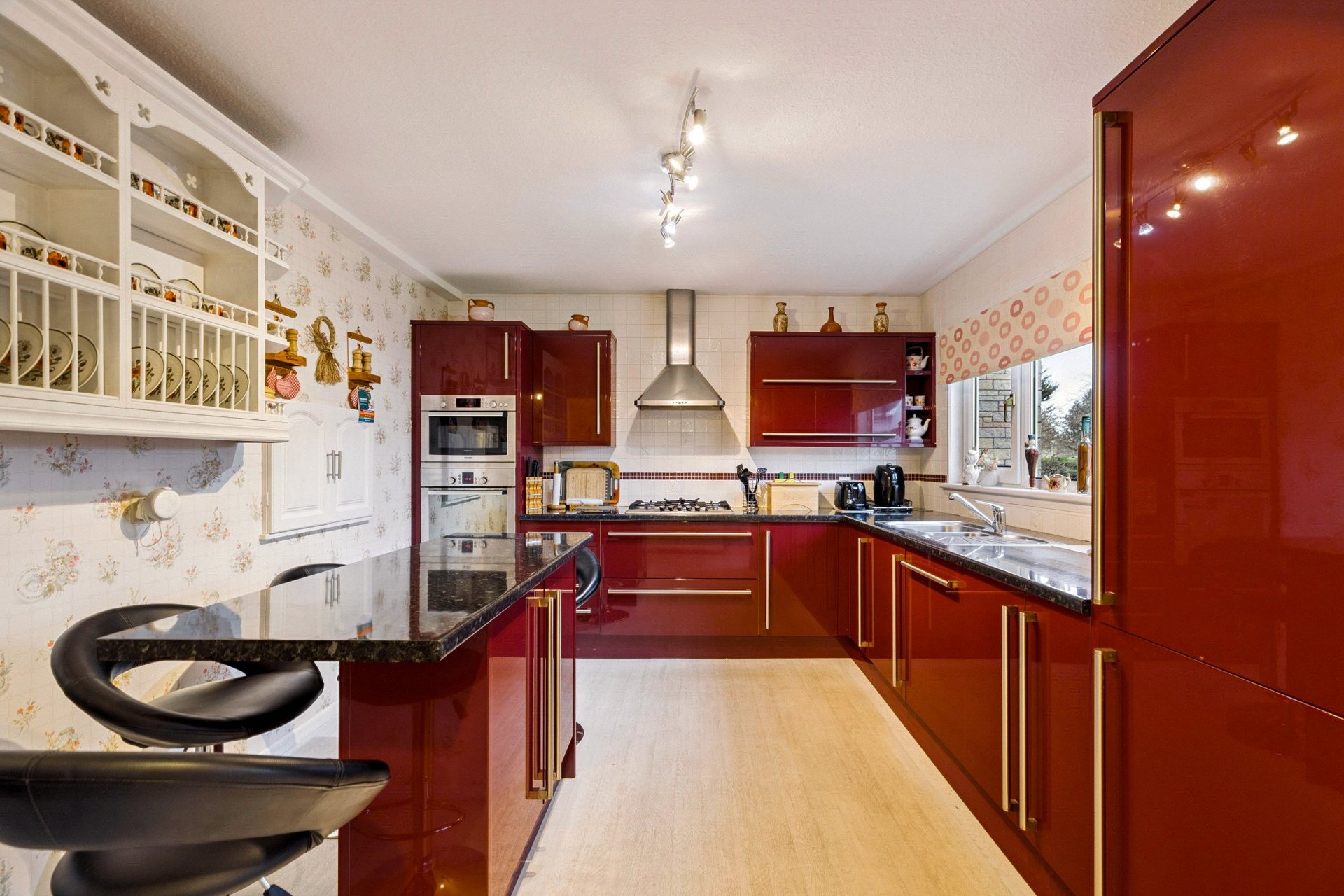 2 Airlie Avenue, Bearsden, G61 3LS - Picture #15