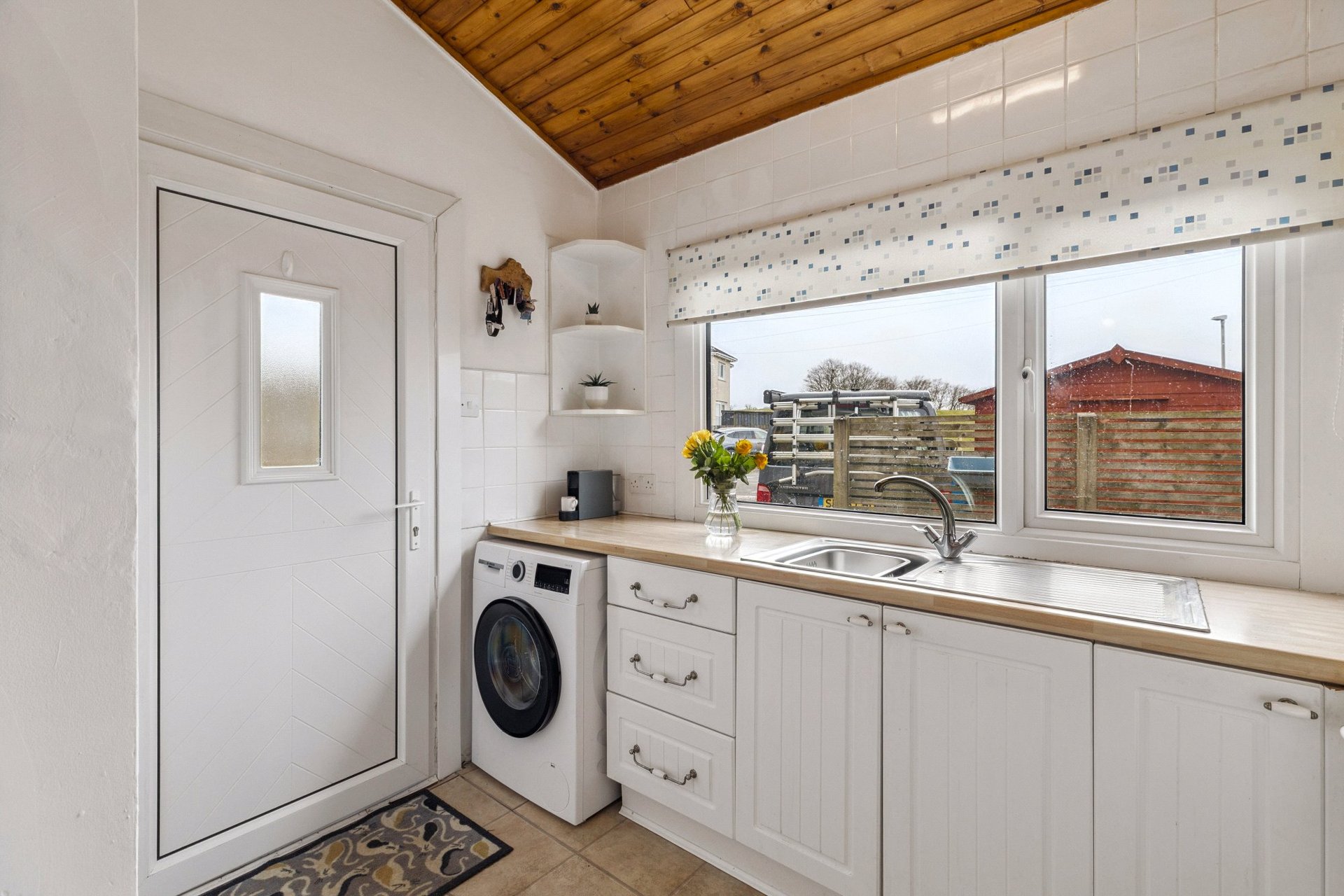 192 Bonnyton Drive, Eaglesham, Glasgow, East Renfrewshire, G76 0NG - Picture #9