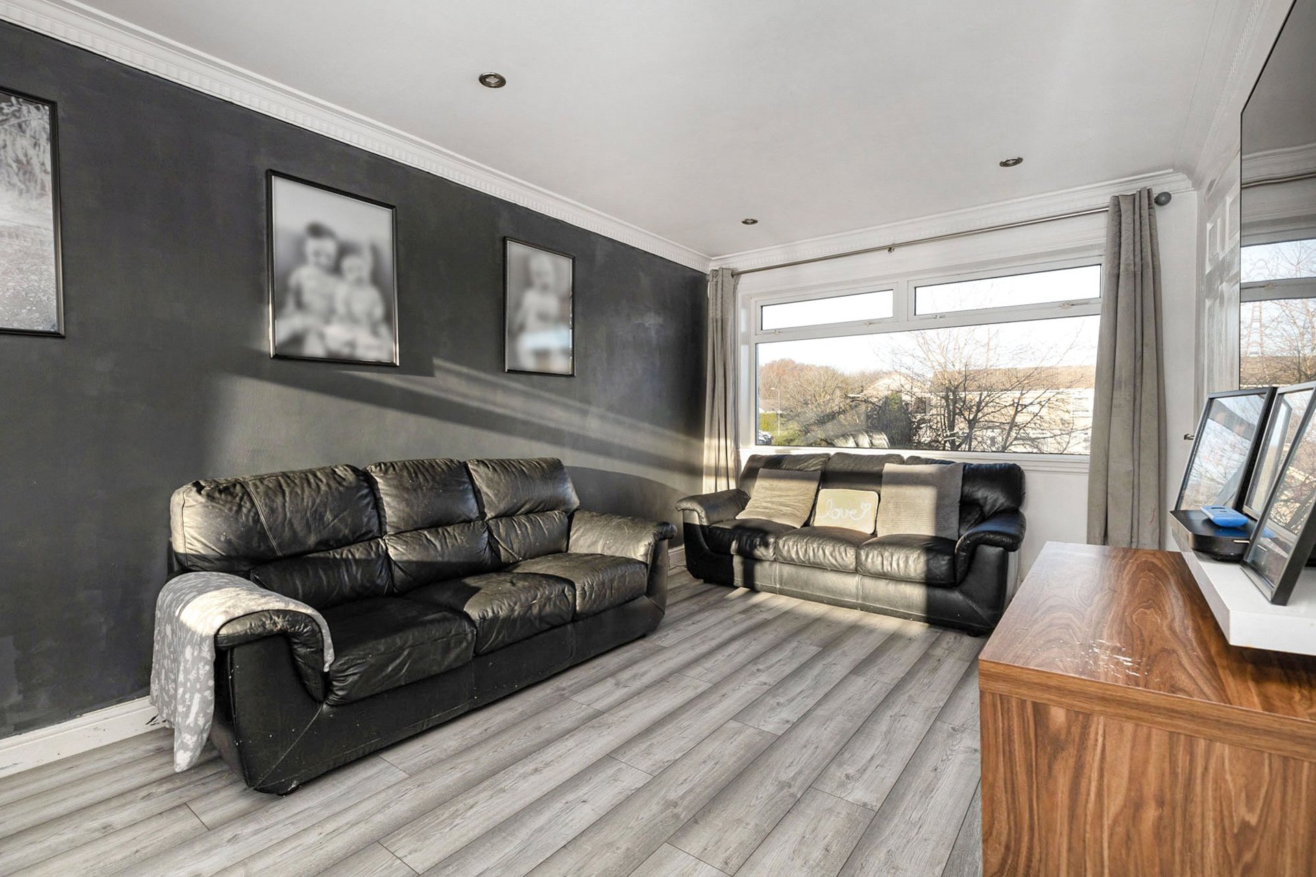 247 Bonnyton Drive, Eaglesham, Glasgow, East Renfrewshire, G76 0NQ - Picture #2