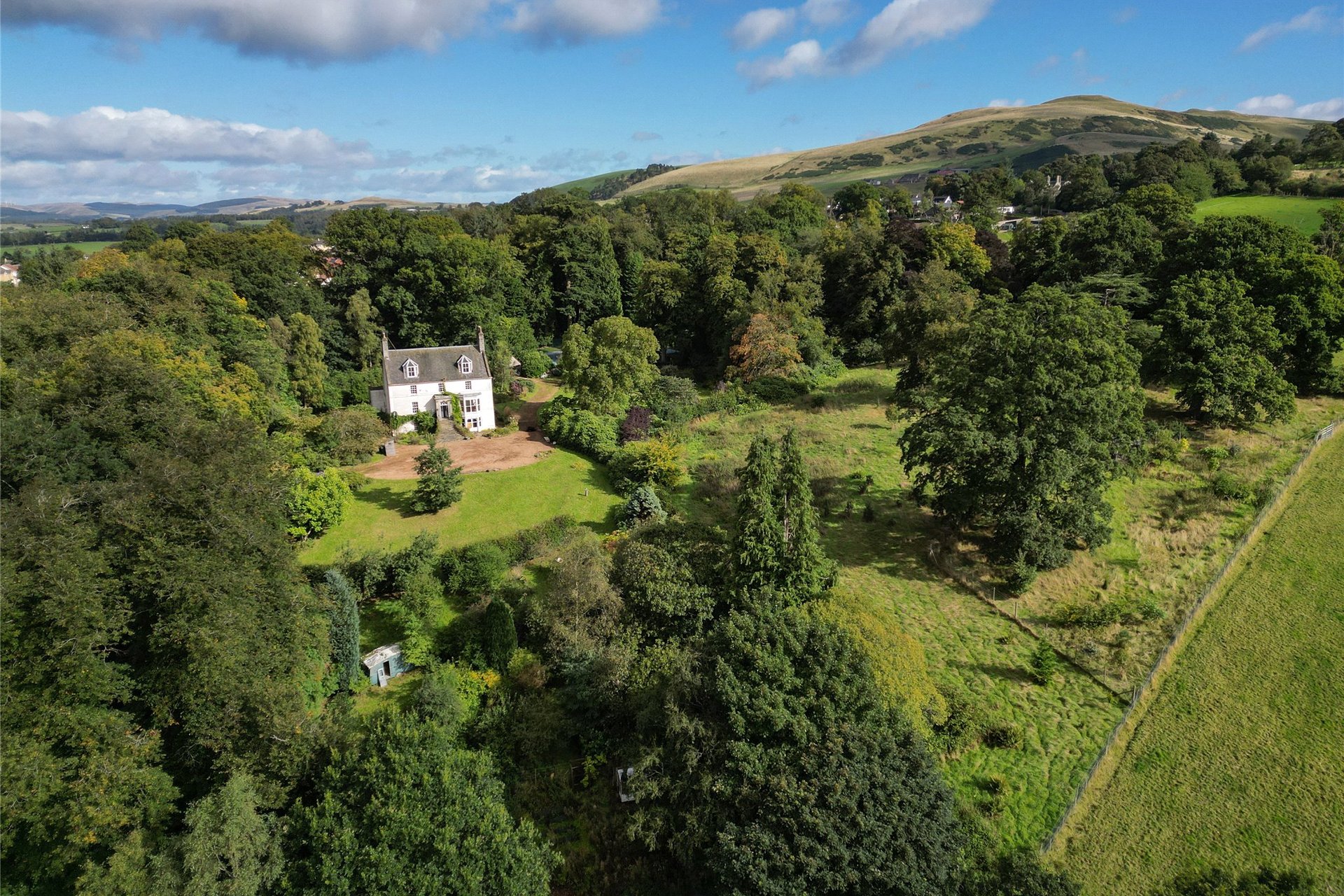 Nether Kinneddar House, Saline, Dunfermline, Fife, KY12 9LJ - Picture #1
