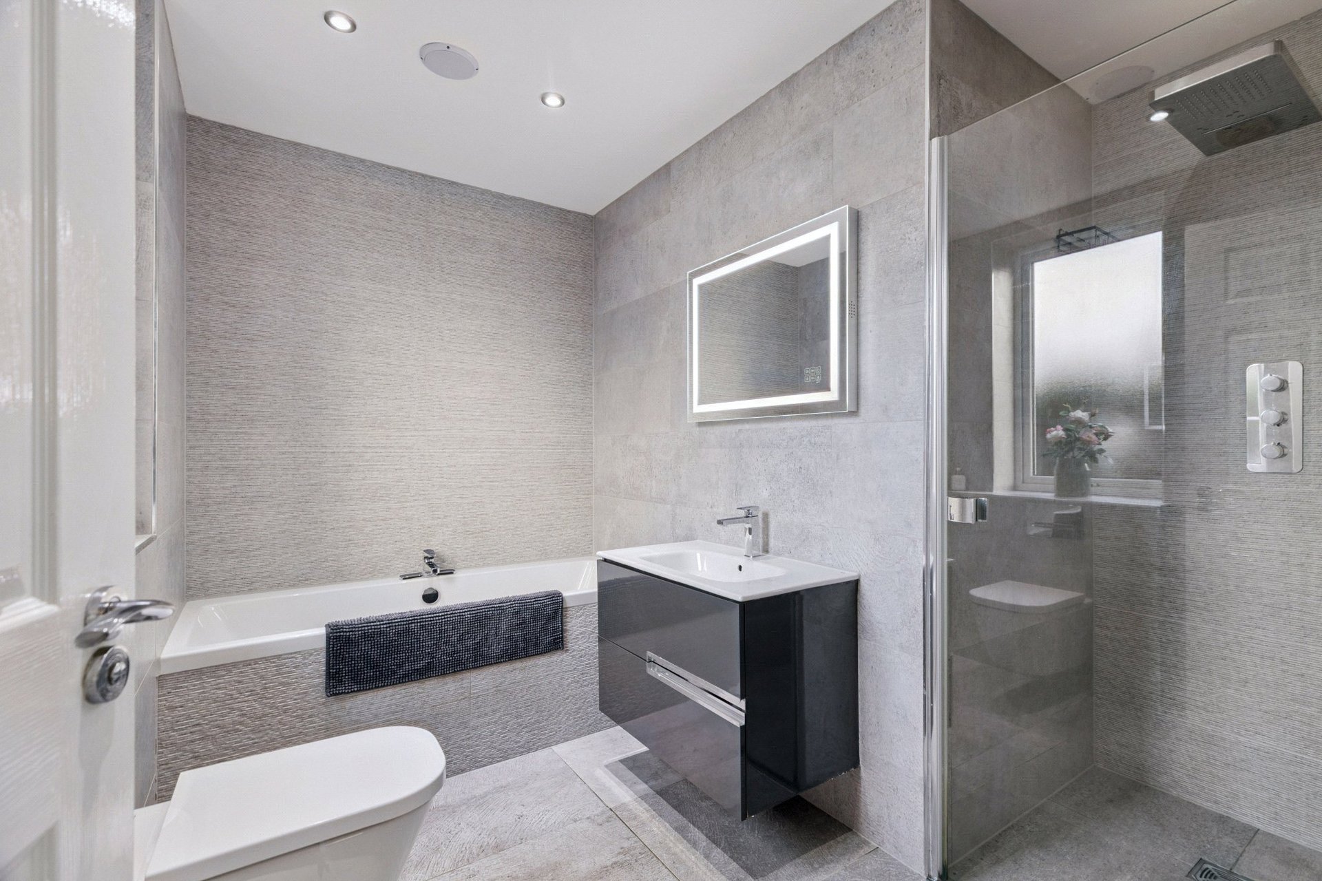 21 Etive Drive, Giffnock, Glasgow, G46 6PN - Picture #38