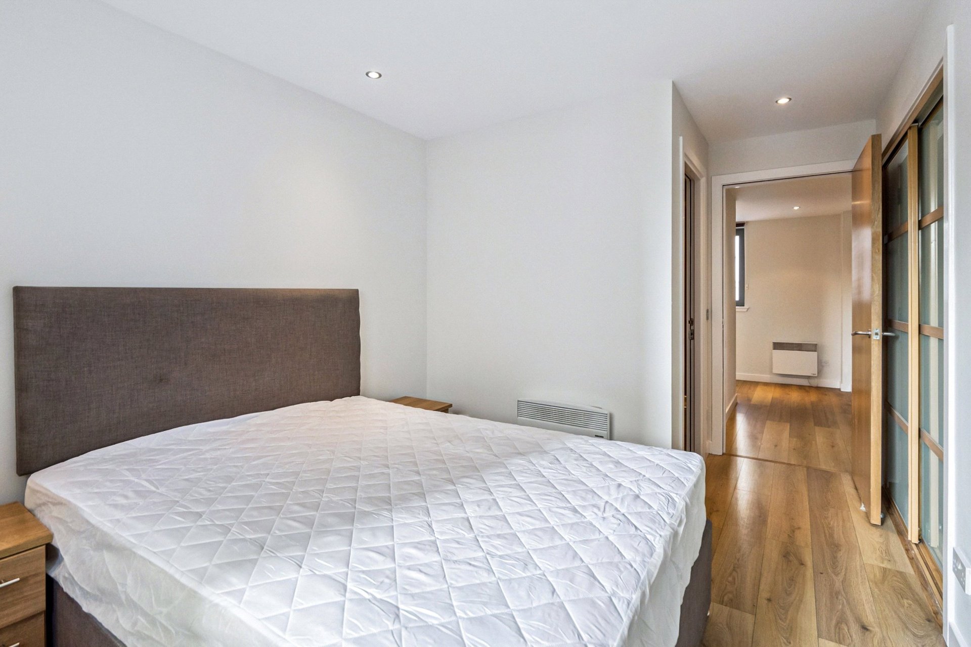 Flat 1, 8 Western Harbour Midway, The Shore, Edinburgh, EH6 6PT - Picture #14