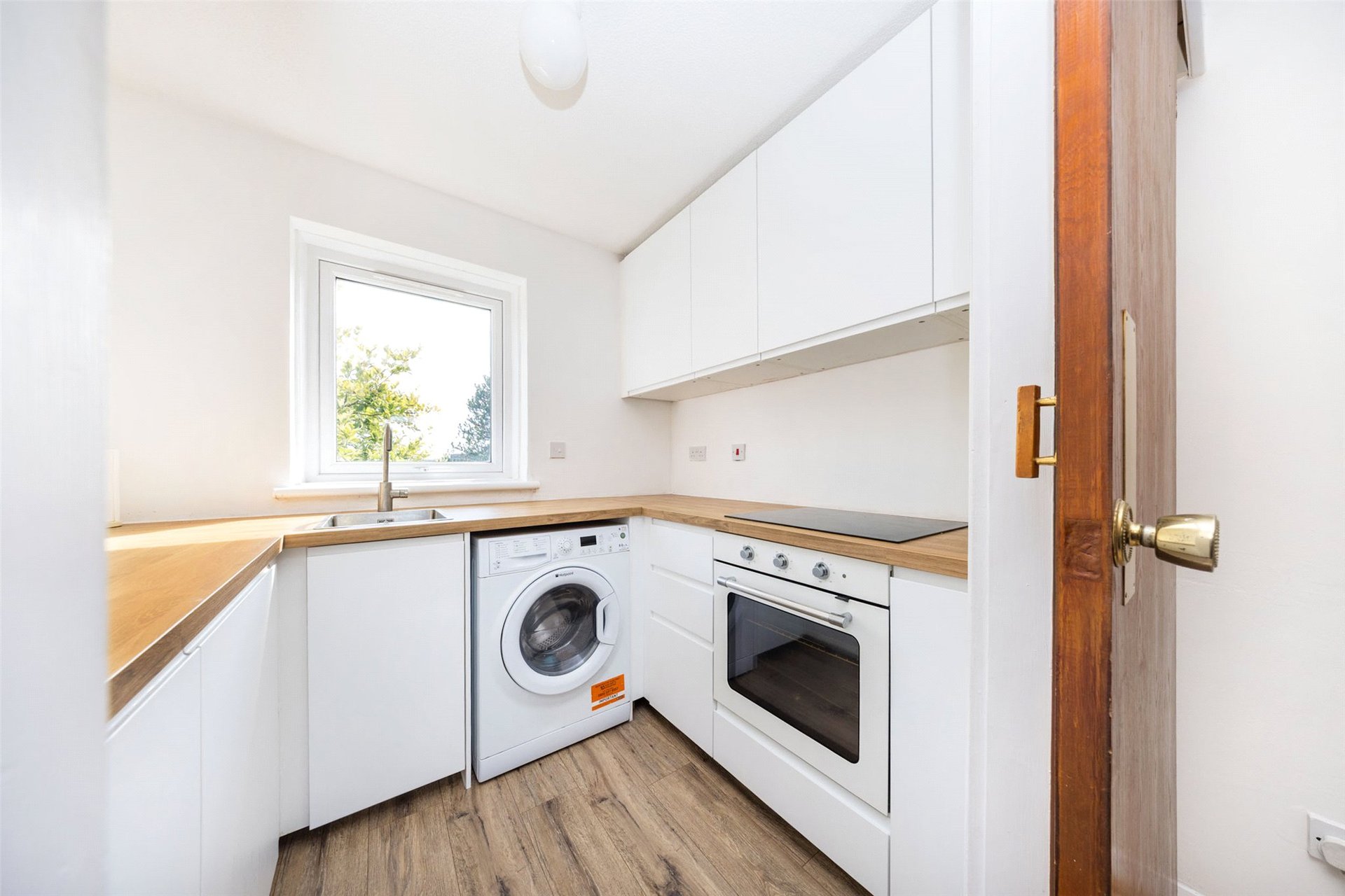 Flat 2/2, 17 Overnewton Square, Yorkhill, Glasgow, G3 8RW - Picture #6