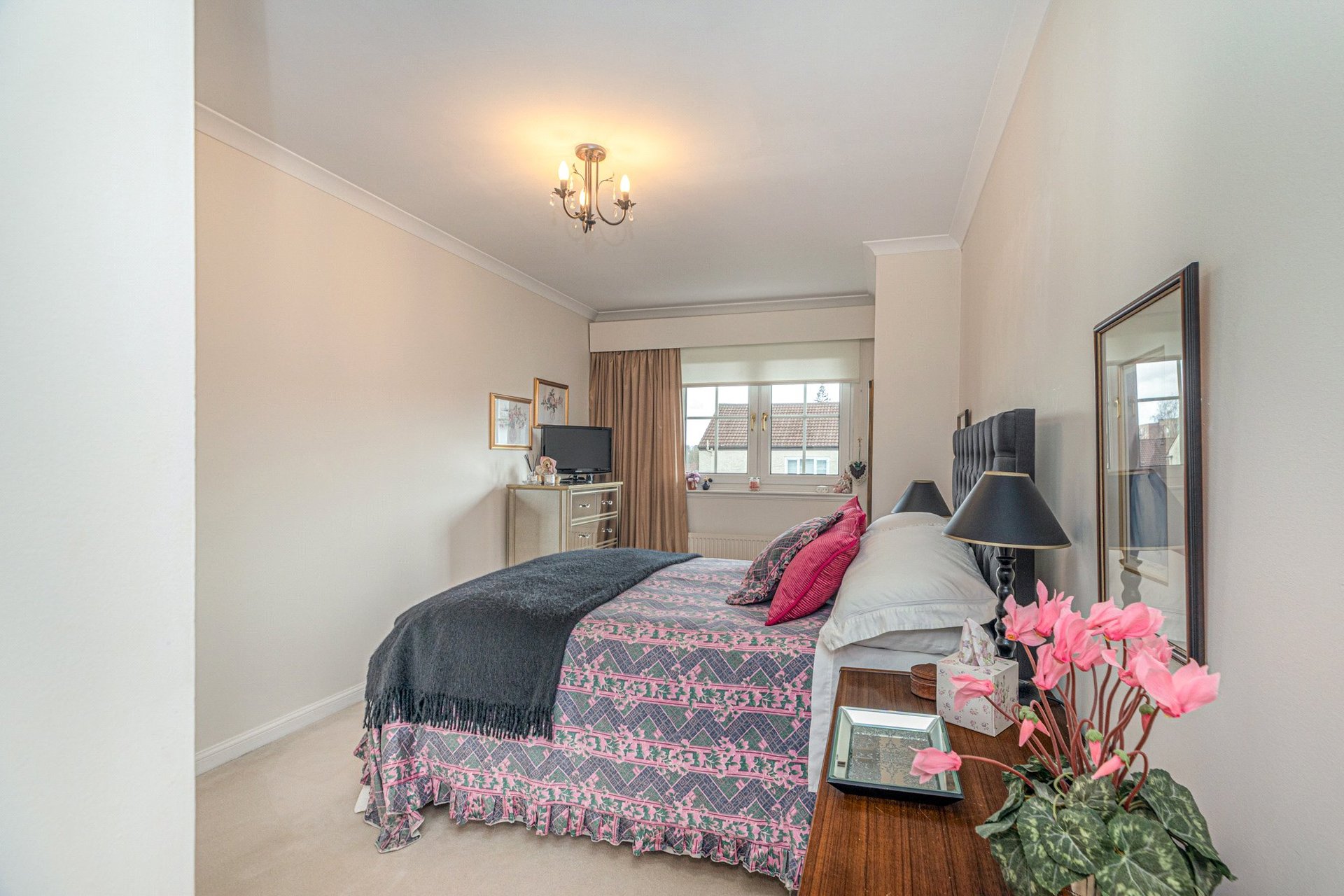 26 Hutton, Anniesland, Glasgow, G12 0FF - Picture #34