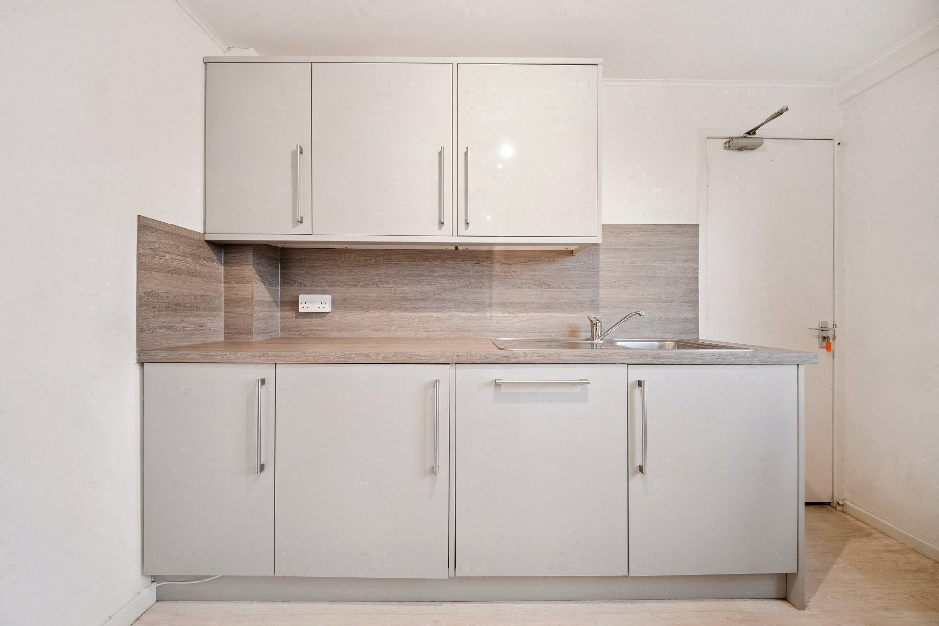 Flat 8, 1 Maidencraig Court, Craigleith, Edinburgh, EH4 2BQ - Picture #9