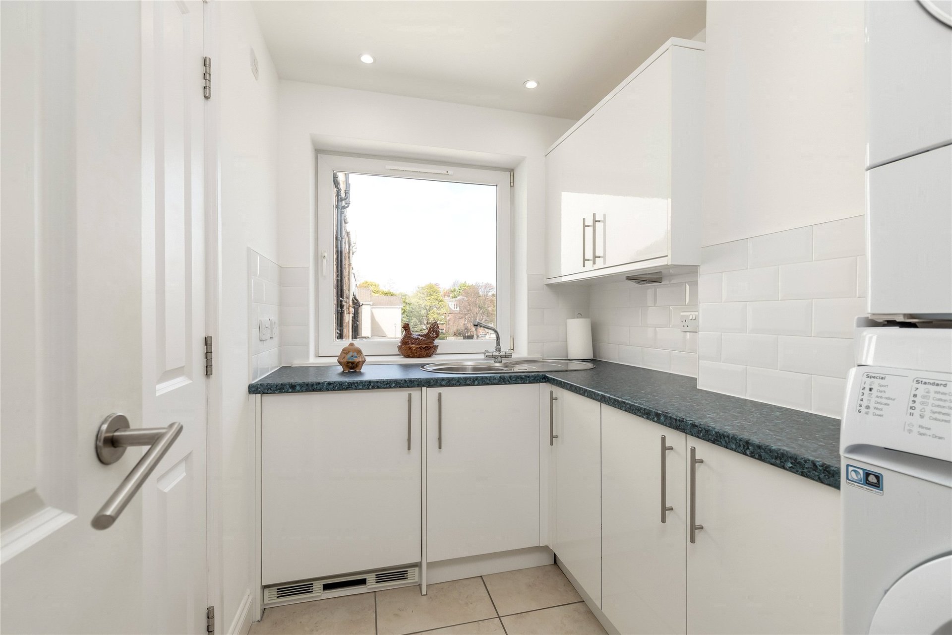 84/6 Myreside Road, Merchiston, Edinburgh, EH10 5BZ - Picture #27