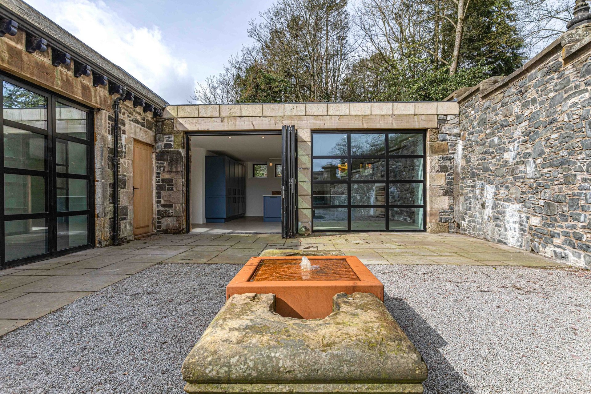 Sunnybrae Lodge, Galashiels Road, Walkerburn, Scottish Borders, EH43 6AA - Picture #6