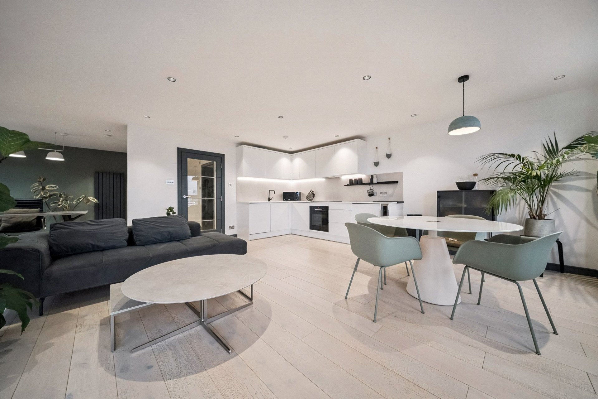 1/20 Portland Gardens, Leith, Edinburgh, EH6 6NA - Picture #9