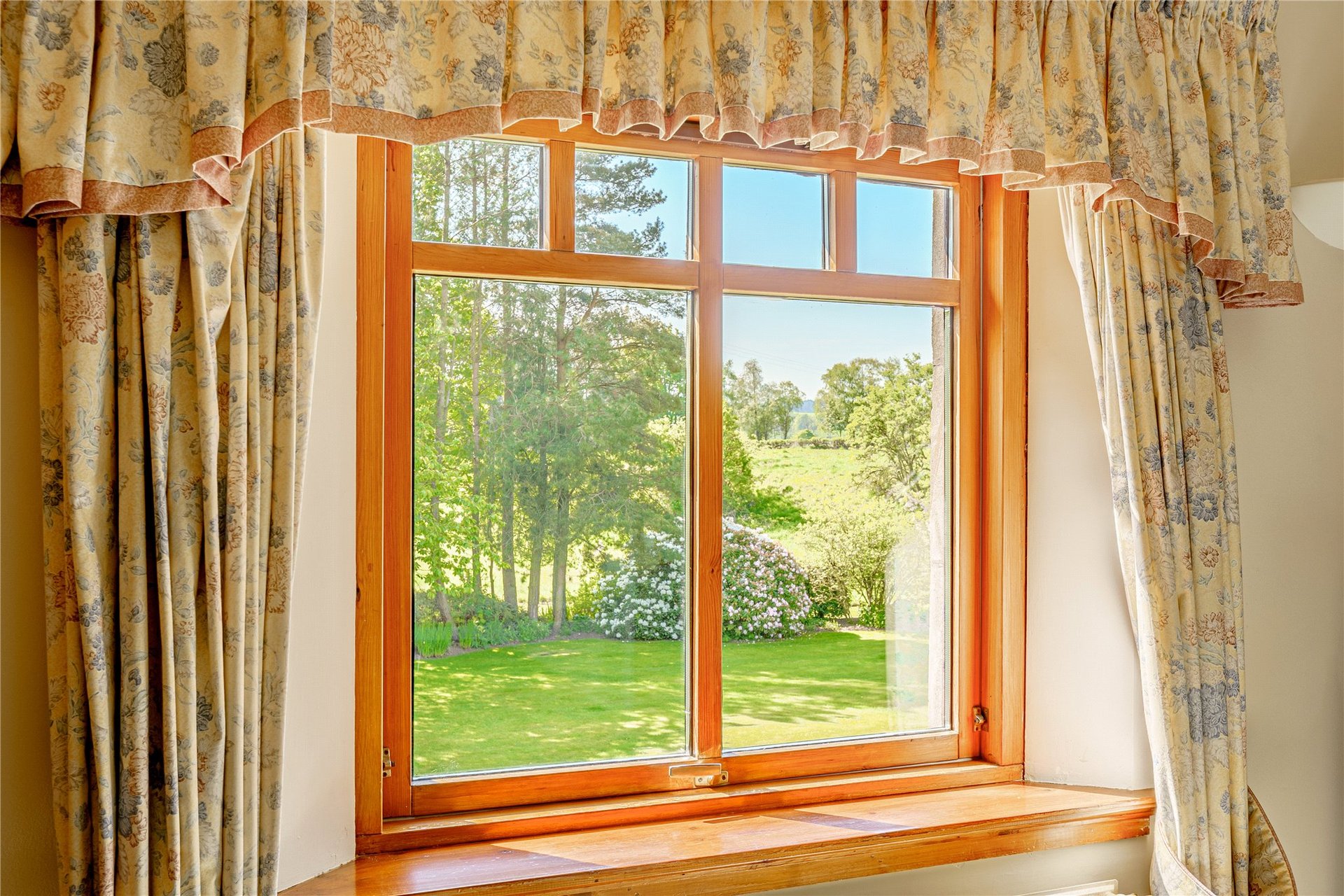 Dippin Lodge, Buchlyvie, Stirling, Stirlingshire, FK8 3NR - Picture #15