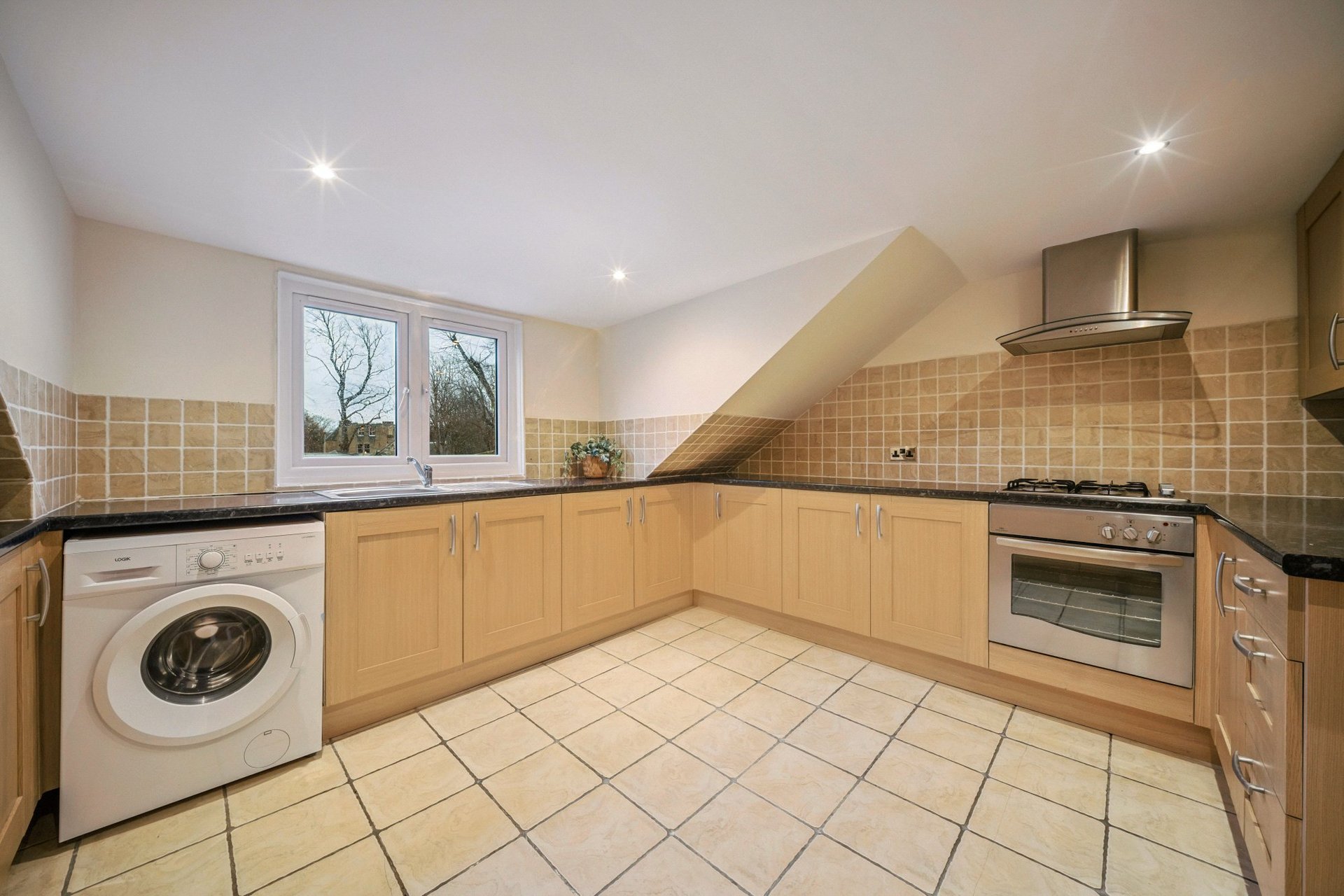 2FL, 41 Polwarth Terrace, Edinburgh, EH11 1NL - Picture #6