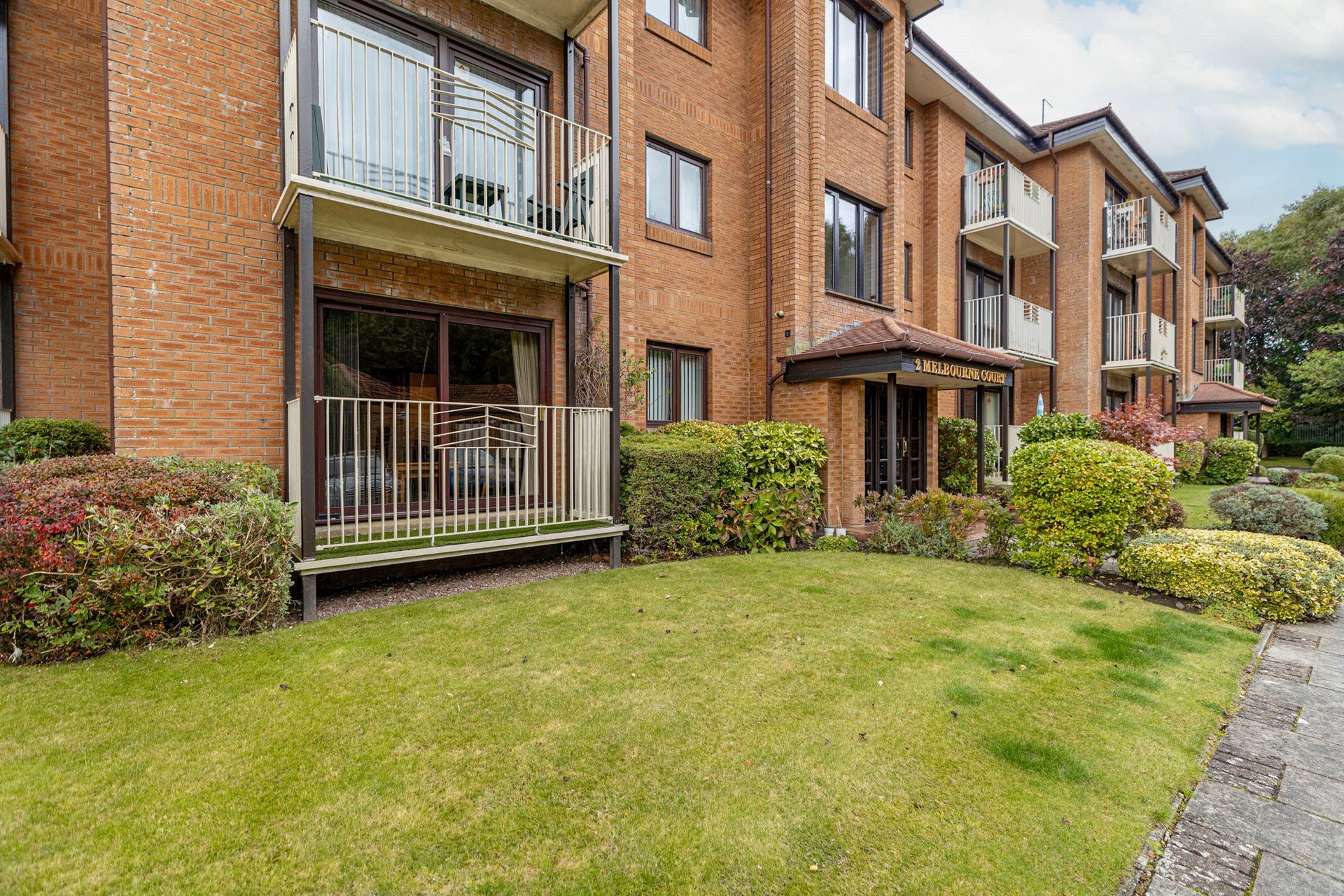 Flat A, 2 Melbourne Court, Braidpark Drive, Giffnock, Glasgow, G46 6LA - Picture #2