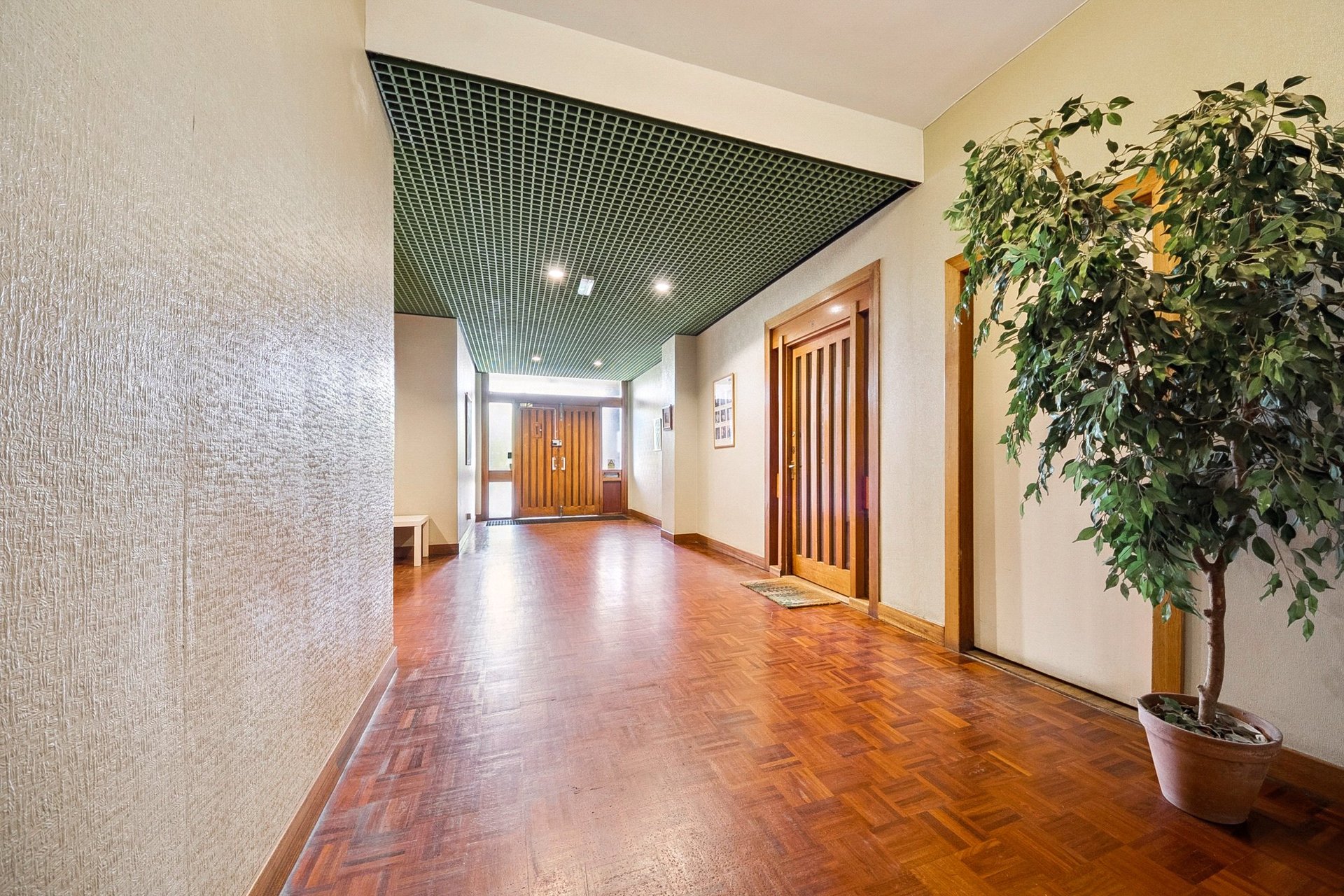 Flat 10, 9-11 Victoria Circus, Dowanhill, Glasgow, G12 9LB - Picture #37