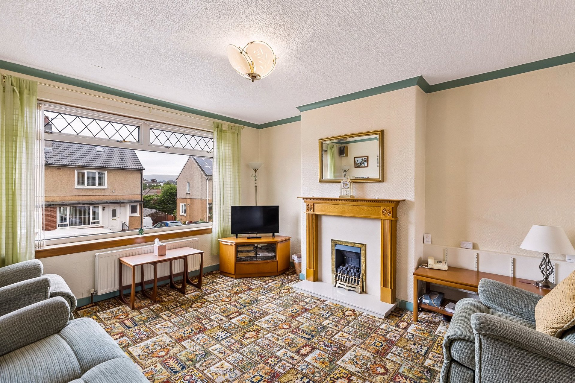 31 Hazel Avenue, Bearsden, G61 3HF - Picture #2