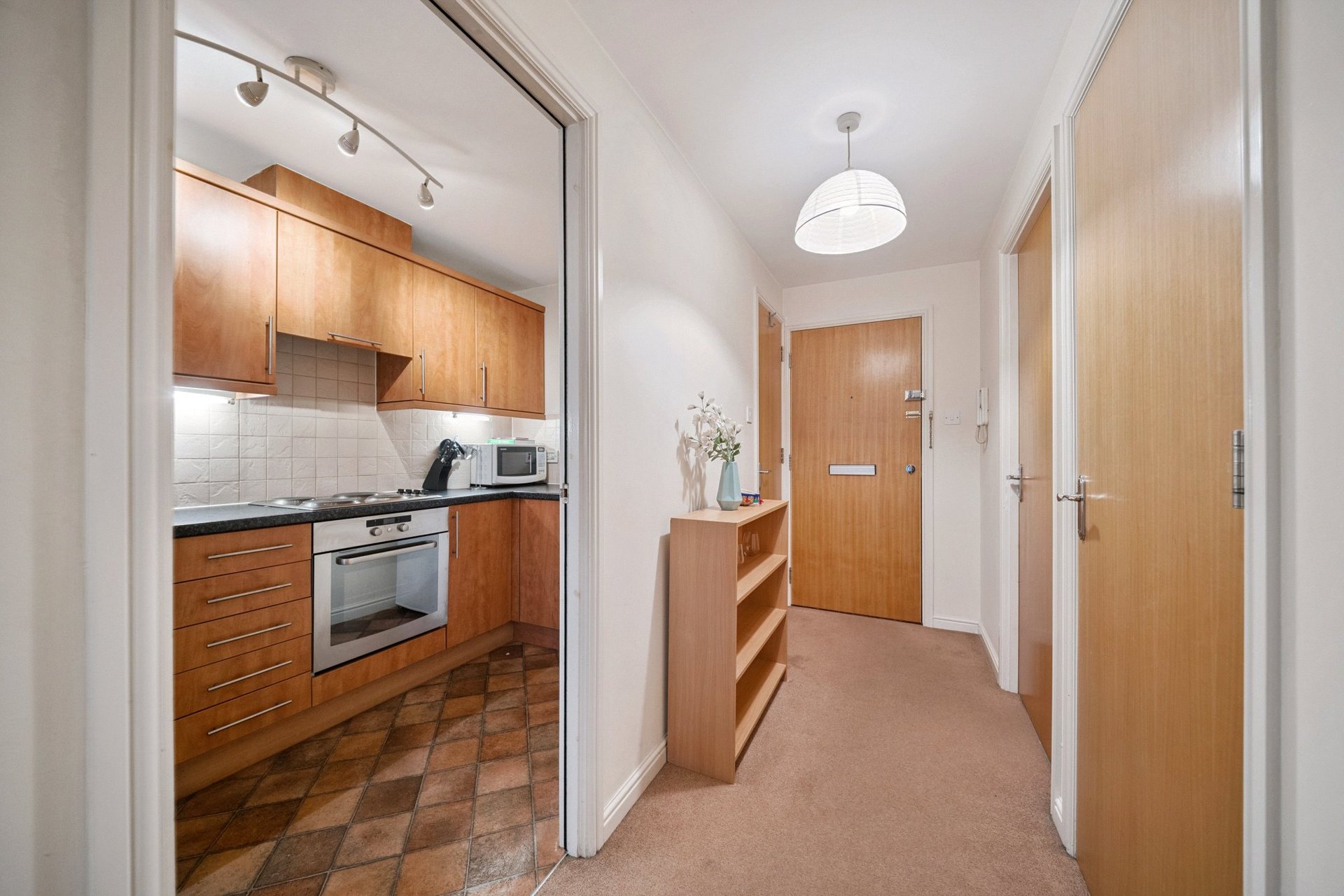 10/10 Giles Street, Edinburgh, EH6 6DA - Picture #3