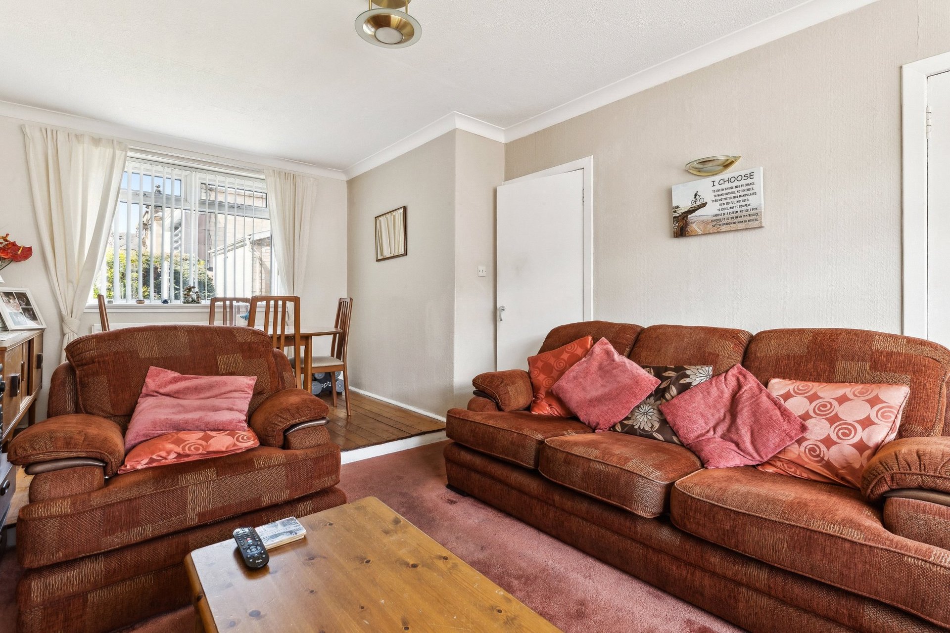 28 Brenfield Avenue, Muirend, Glasgow, G44 3LR - Picture #3