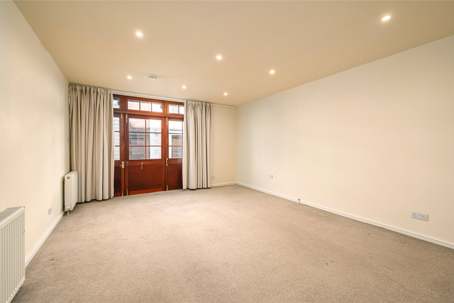 2 Northumberland Street North West Lane, Edinburgh, EH3 6JL - Picture #4