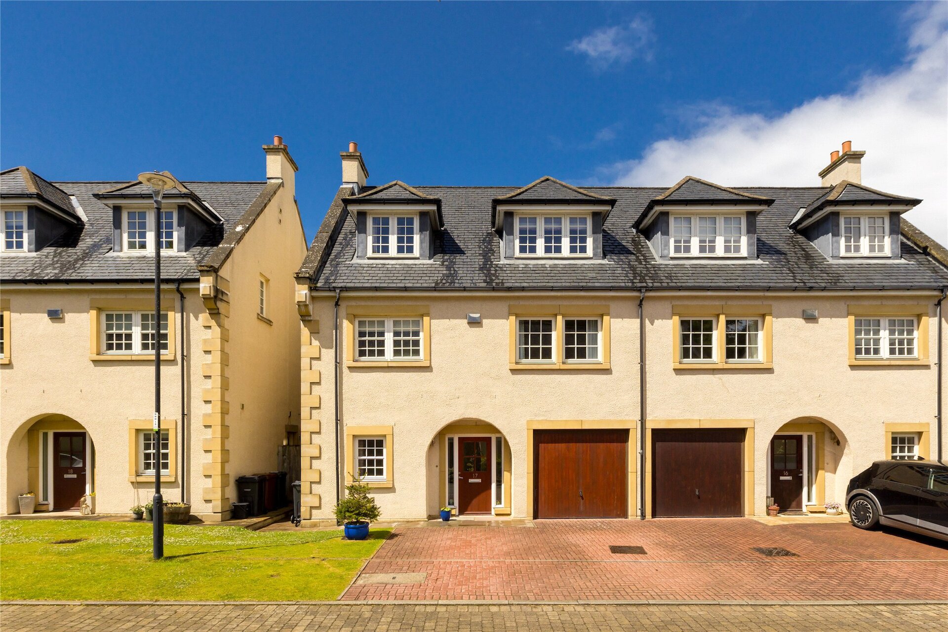17 Woodhall Millbrae, Juniper Green, Edinburgh, EH14 5BH - Picture #1