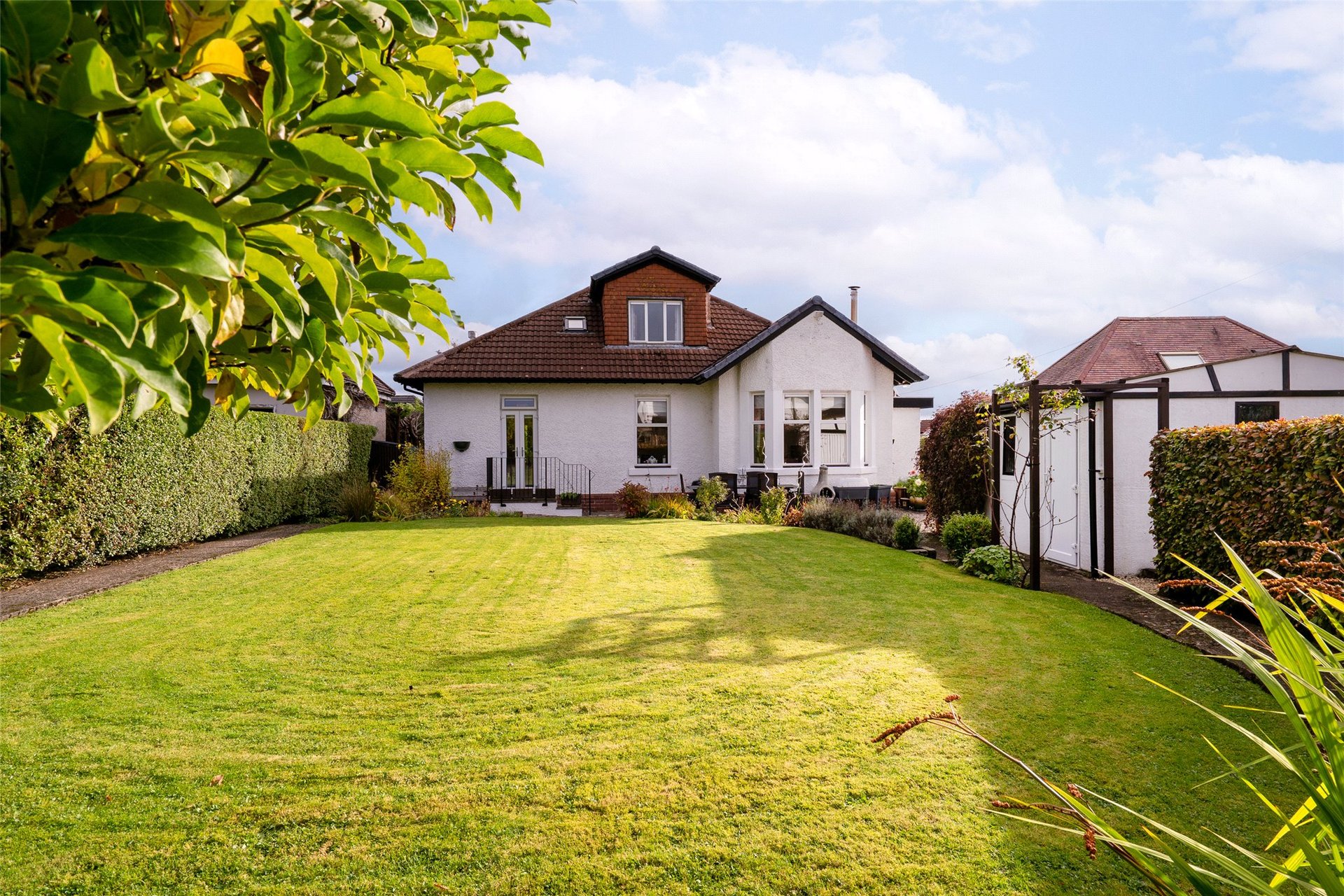 14 Campbell Avenue, Milngavie, G62 6DL - Picture #2