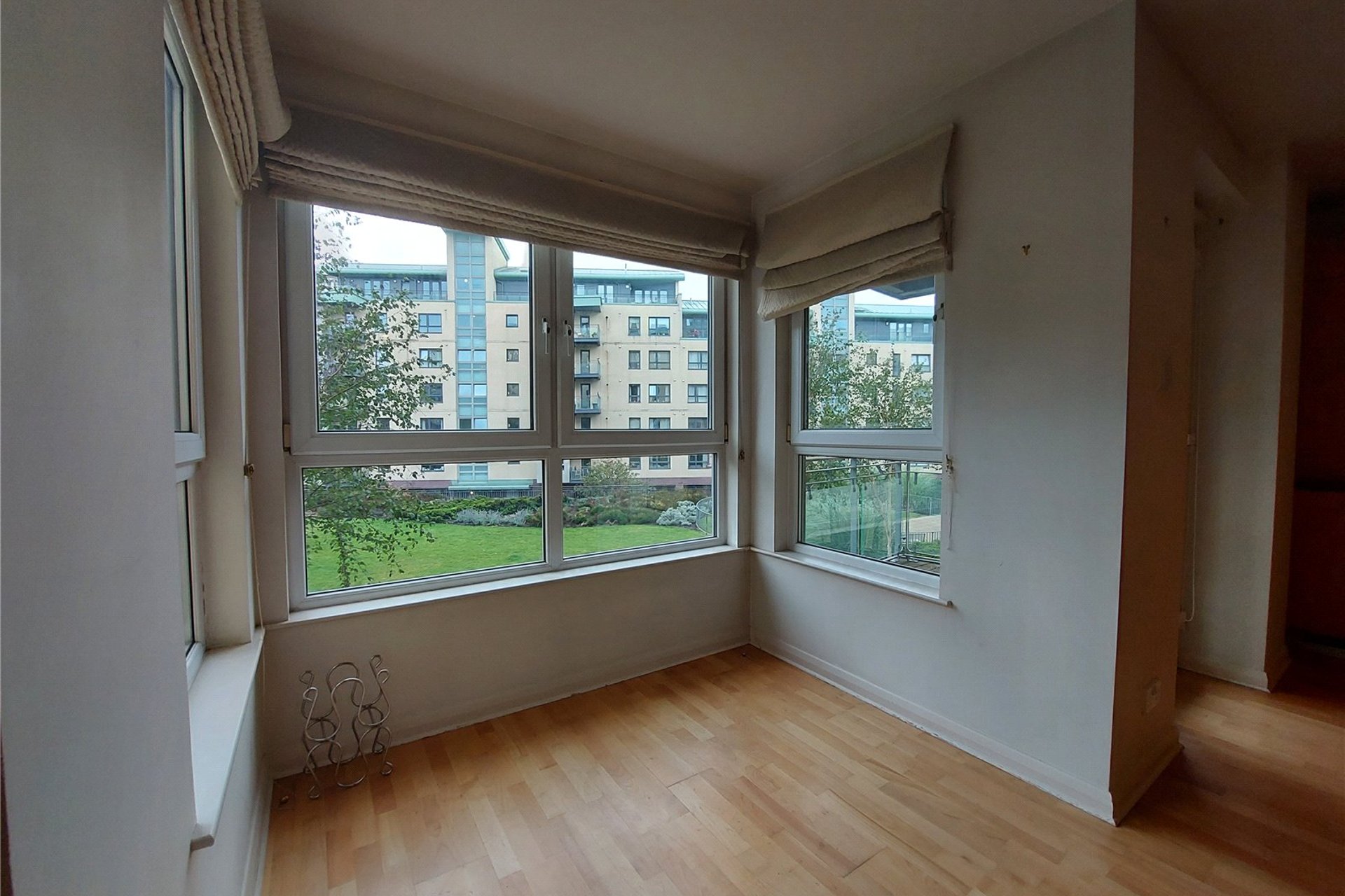 Flat 6, 2 Portland Gardens, Leith, Edinburgh, EH6 6NA - Picture #5