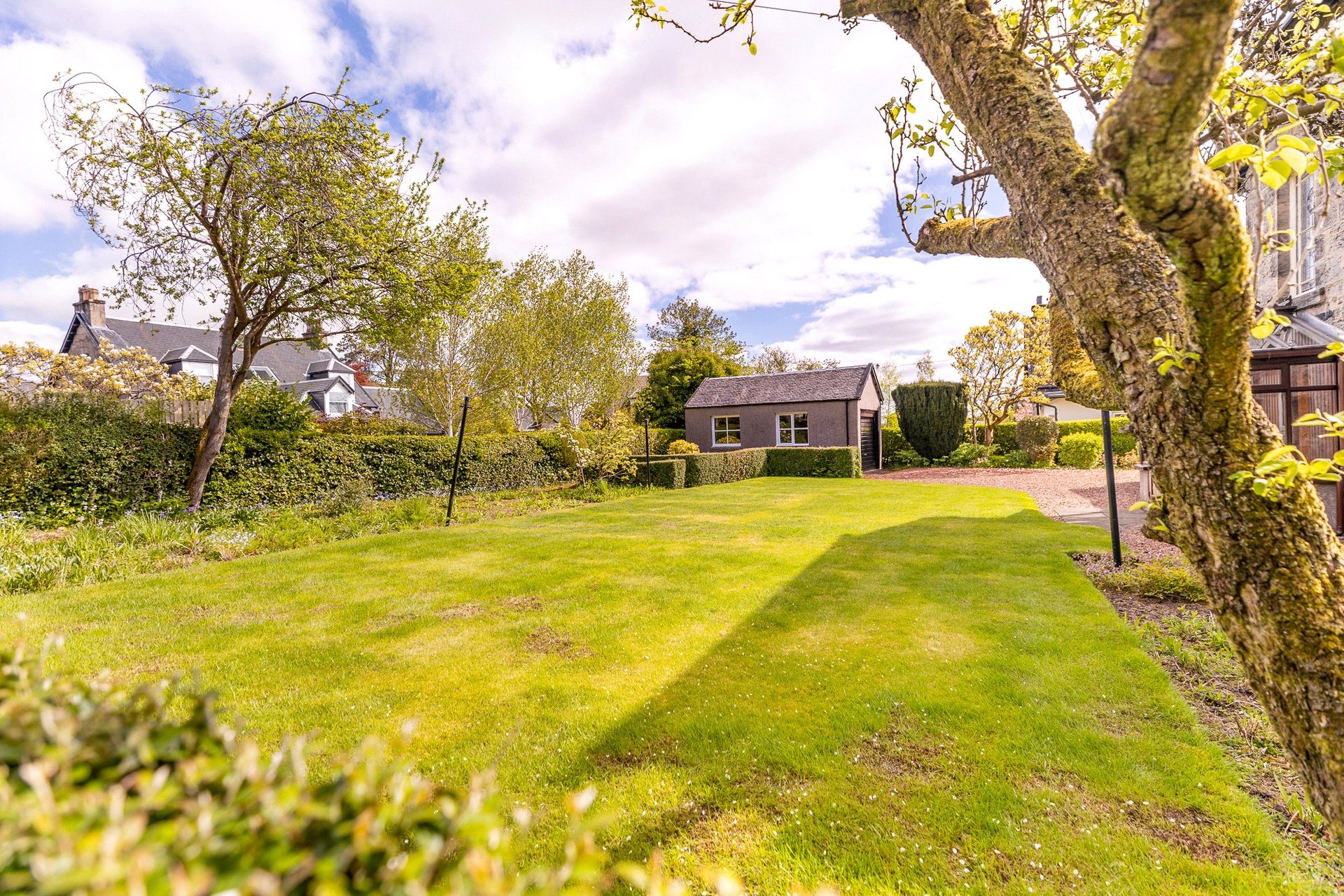 28 Thorn Road, Bearsden, G61 4BS - Picture #4