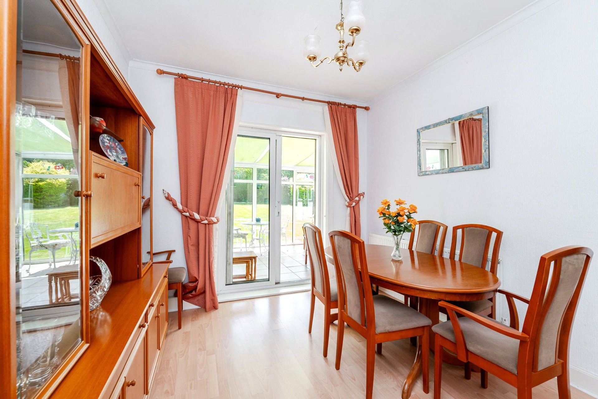 22 Netherburn Avenue, Netherlee, Glasgow, G44 3UF - Picture #8