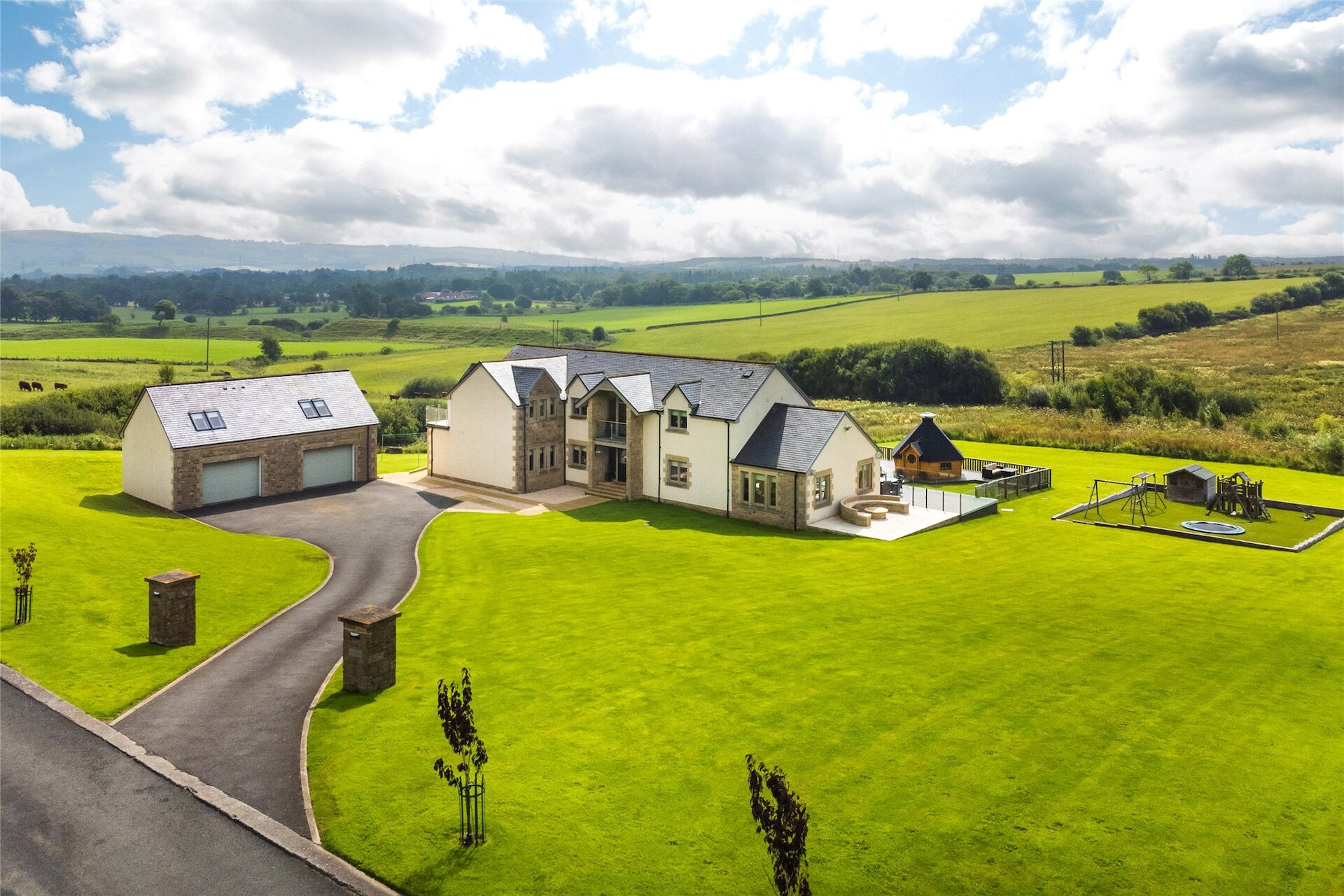 7 Craigengall Farm Crofts, Westfield, Bathgate, West Lothian, EH48 3DZ - Picture #1