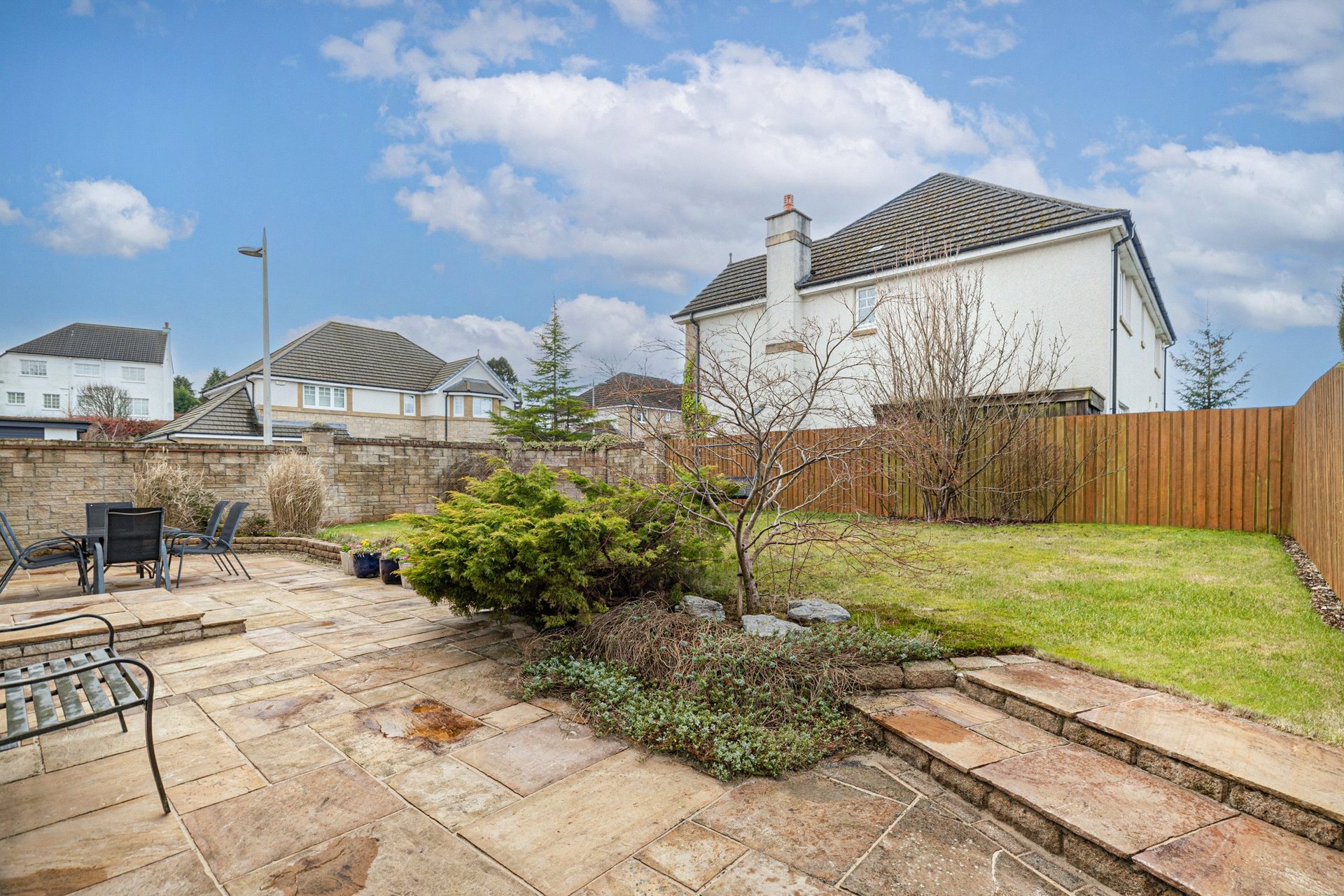 1 Robert Burns Drive, Bearsden, G61 3DD - Picture #40