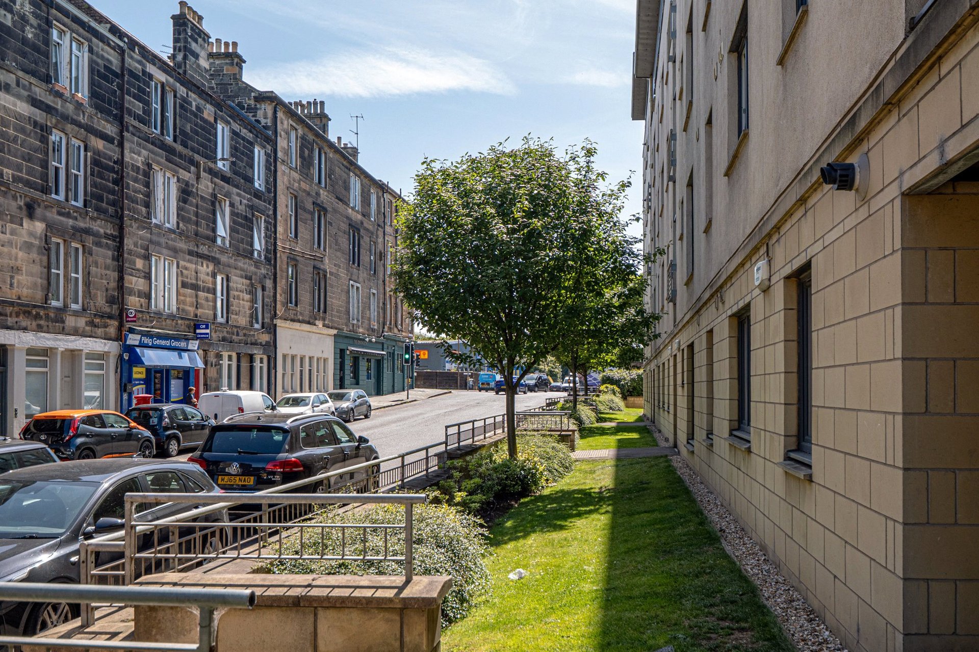 Flat 3, 1 Newhaven Road, Edinburgh, Midlothian, EH6 5PA - Picture #13