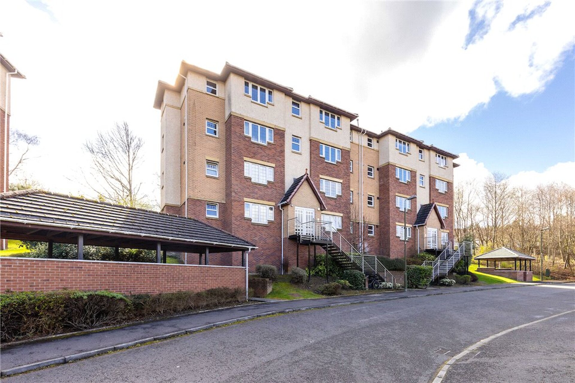 104 Burnvale, Livingston, West Lothian, EH54 6DQ - Picture #1