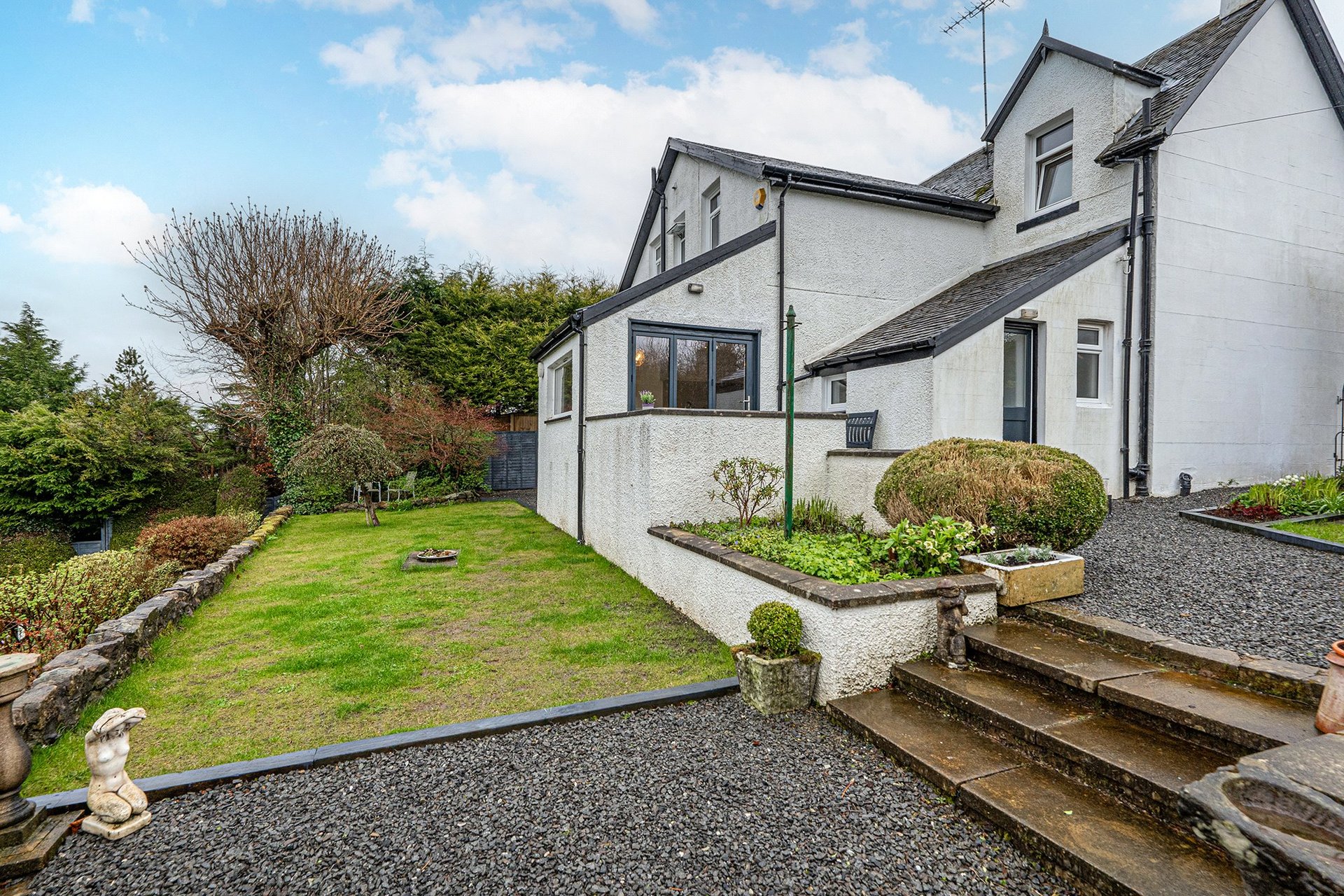 Yew Tree House, 38 Braehead Road, Thorntonhall, Glasgow, G74 5AQ - Picture #50