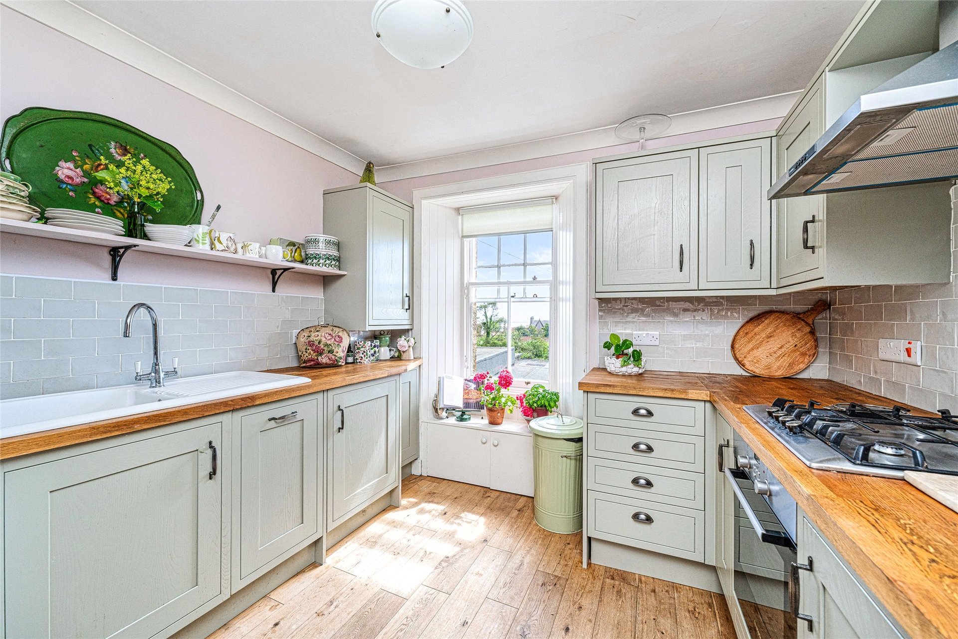 44 Marketgate South, Crail, Anstruther, Fife, KY10 3TL - Picture #2