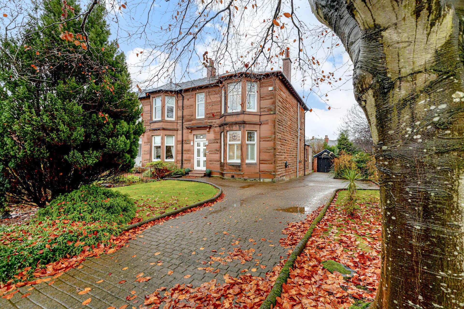 140 Carmunnock Road, Cathcart, Glasgow, G44 5AG - Picture #1